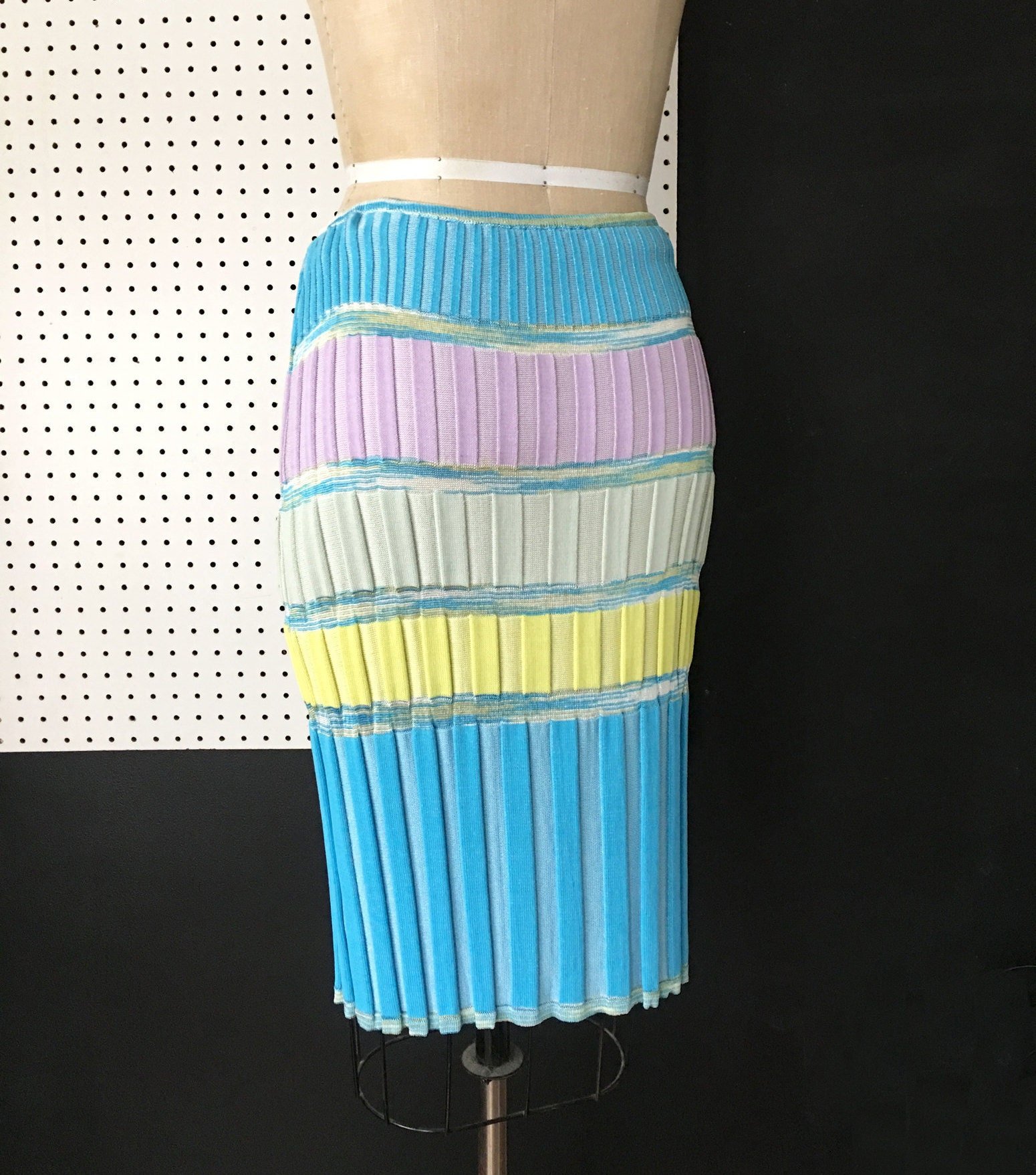 https://i.etsystatic.com/18371887/r/il/3ddb20/1808210186/il_fullxfull.1808210186_s93n.jpg