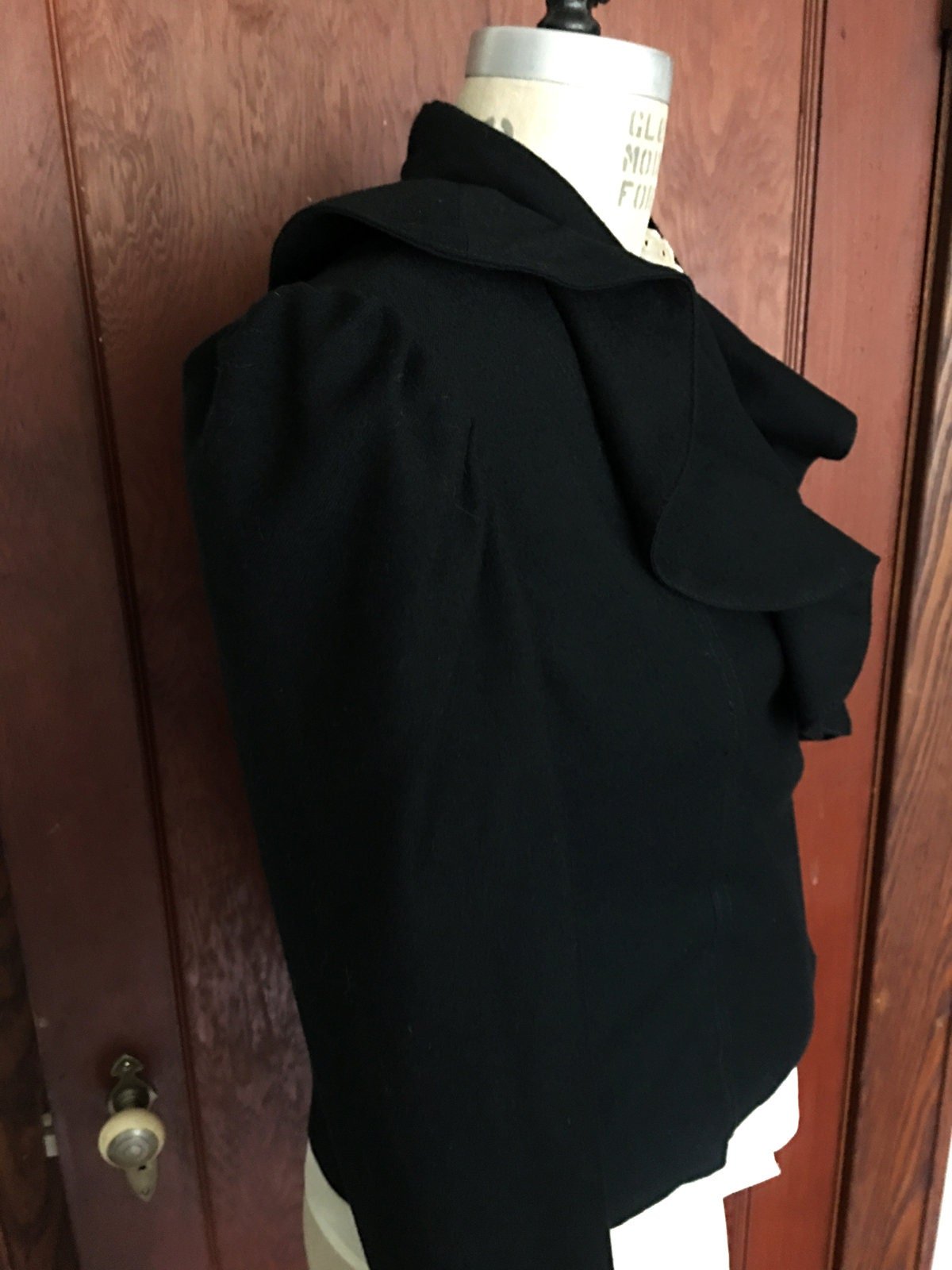 https://i.etsystatic.com/18371887/r/il/d31497/1641249272/il_fullxfull.1641249272_hw01.jpg