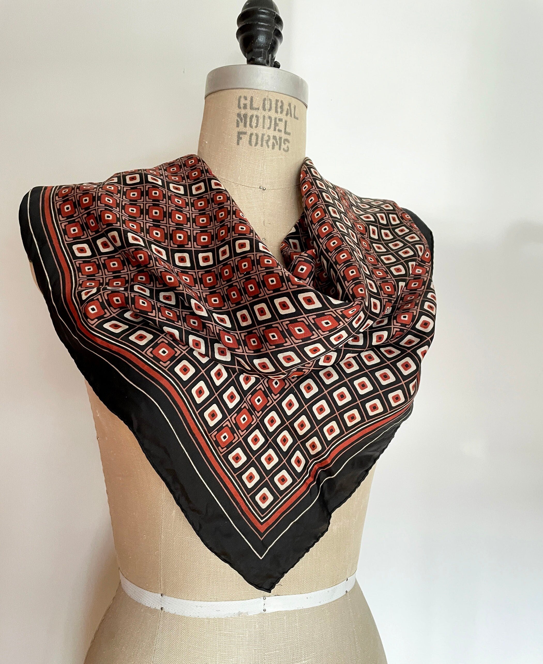 https://i.etsystatic.com/18371887/r/il/eeb429/5943710525/il_fullxfull.5943710525_2qax.jpg