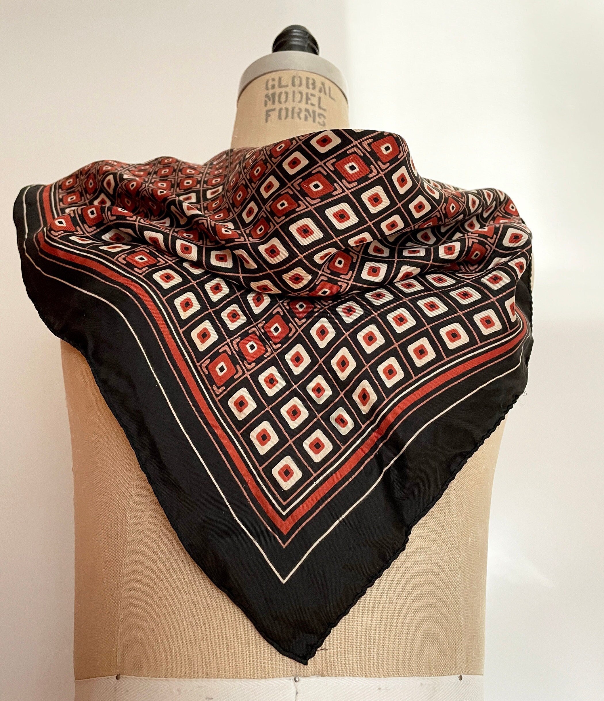 https://i.etsystatic.com/18371887/r/il/a158ad/5943710669/il_fullxfull.5943710669_8j9g.jpg
