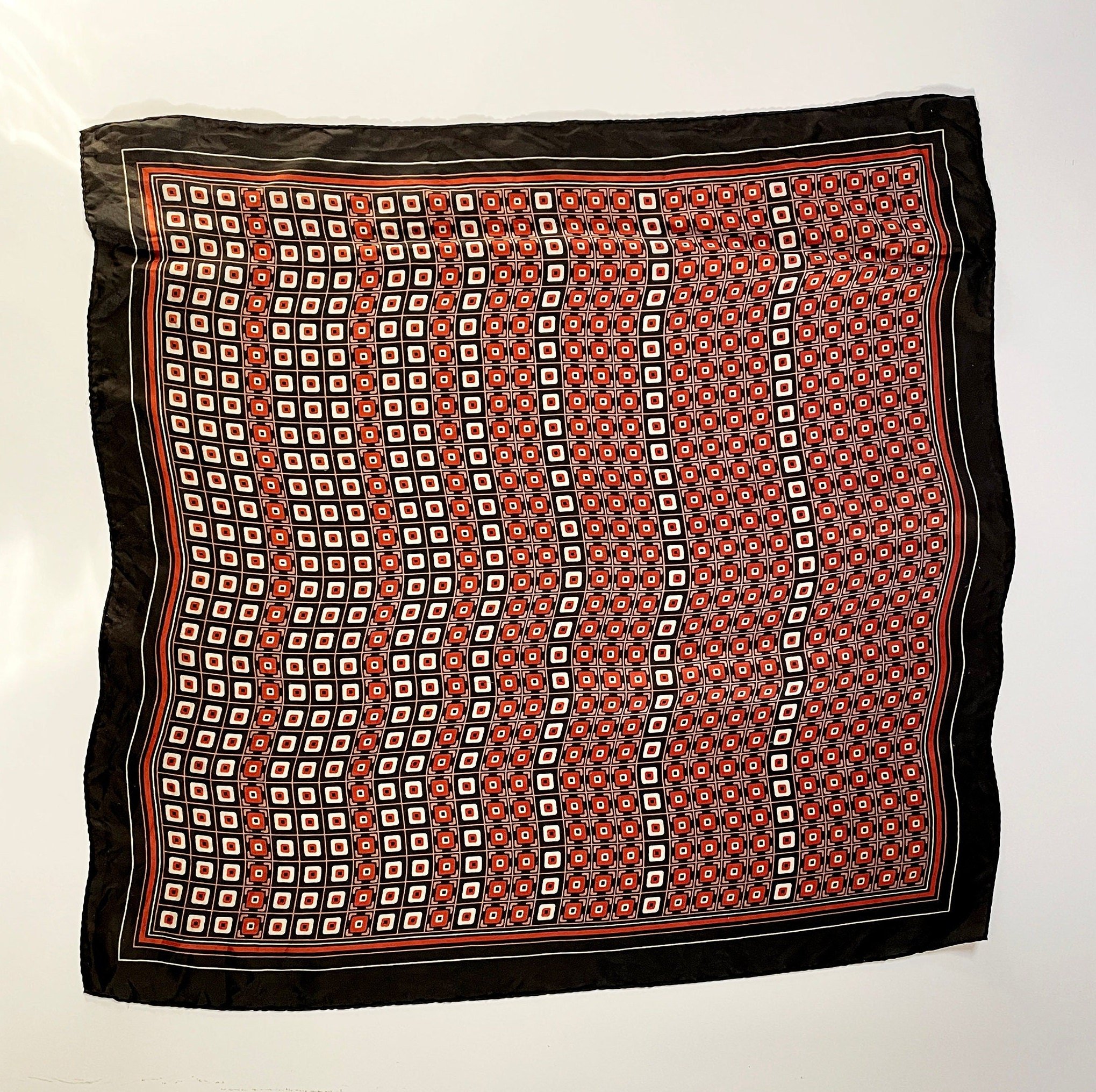 https://i.etsystatic.com/18371887/r/il/6774d0/5895627126/il_fullxfull.5895627126_p7cf.jpg