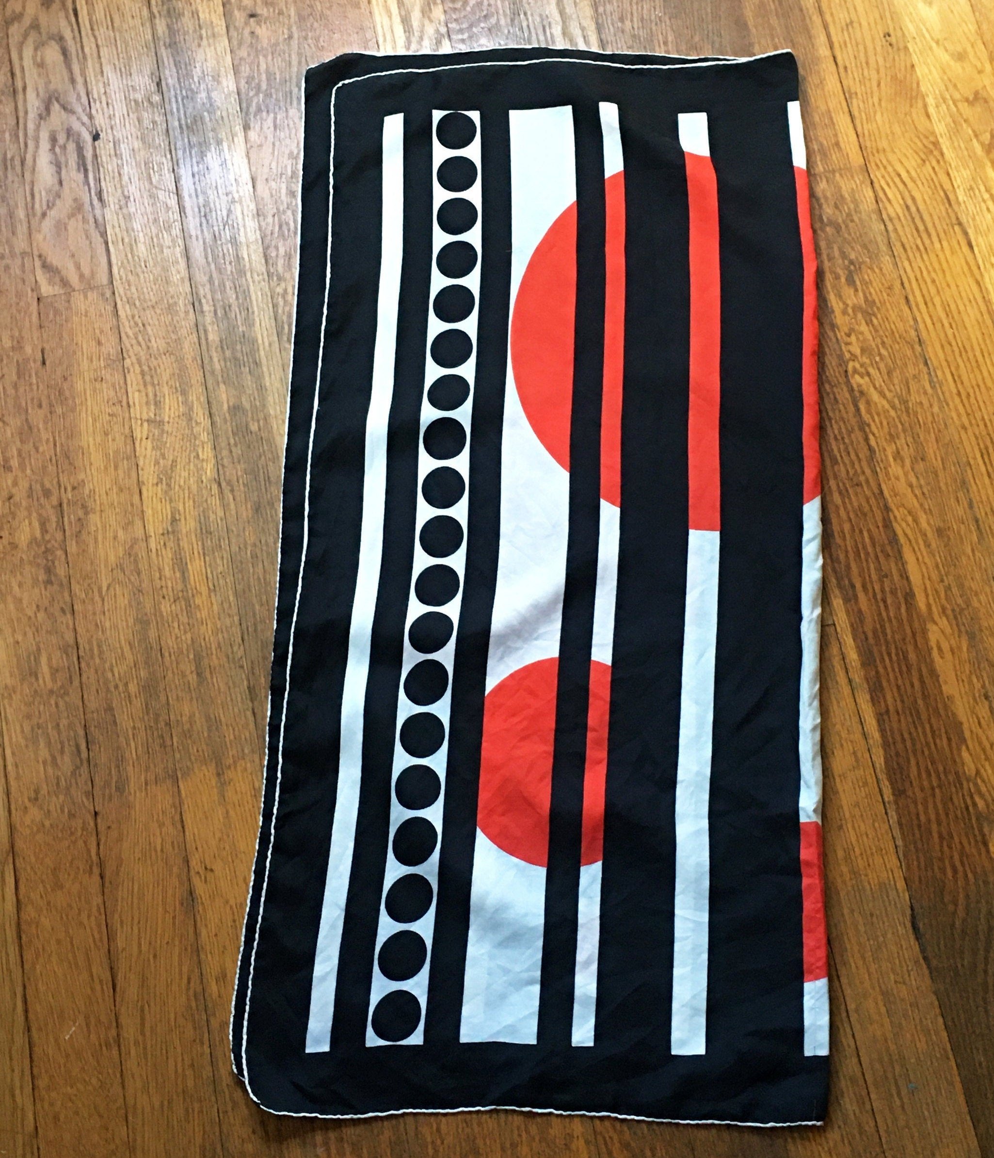 https://i.etsystatic.com/18371887/r/il/39b4a0/2991113989/il_fullxfull.2991113989_r79h.jpg