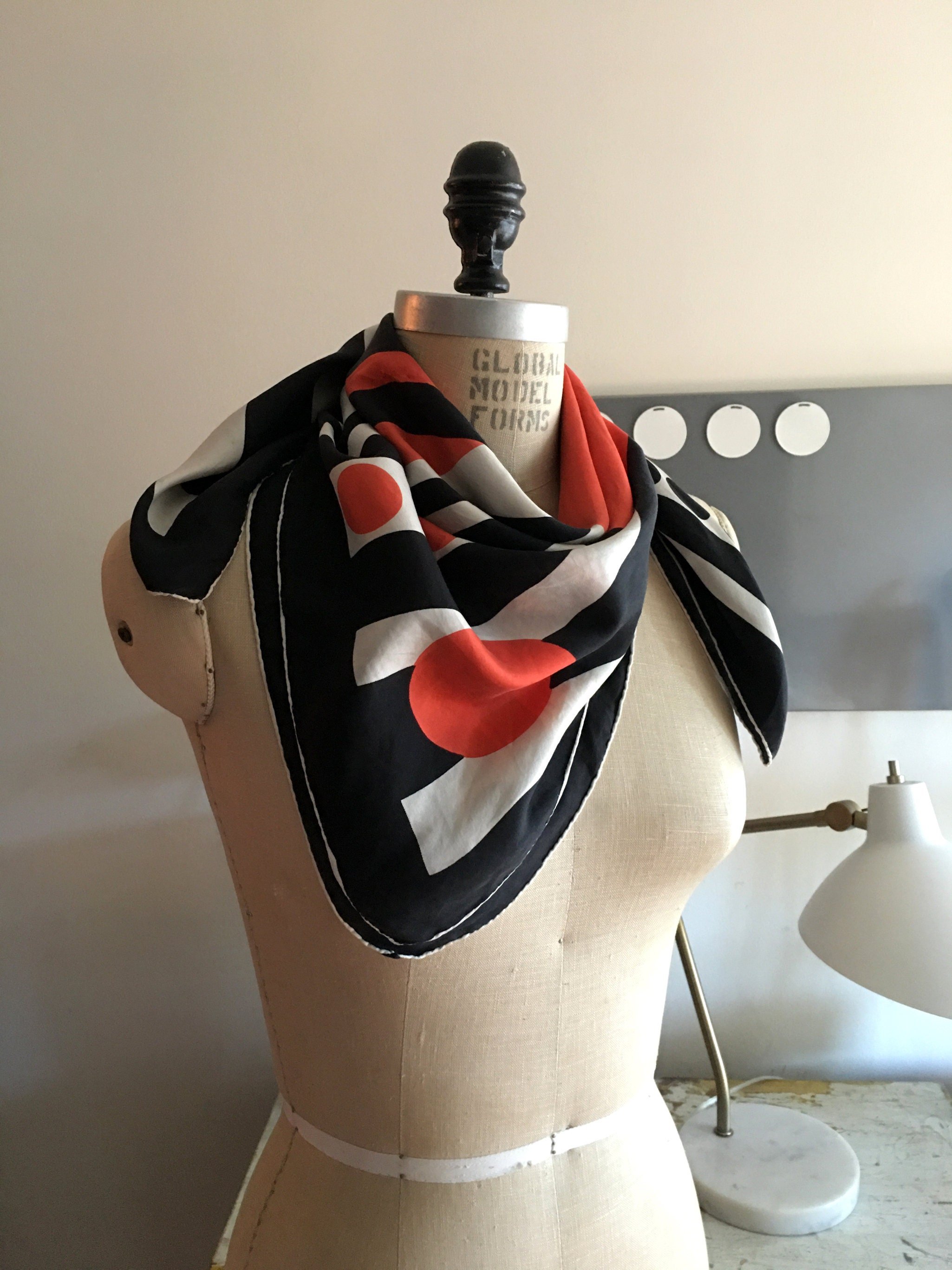 https://i.etsystatic.com/18371887/r/il/a2b0e7/2991109545/il_fullxfull.2991109545_onpt.jpg
