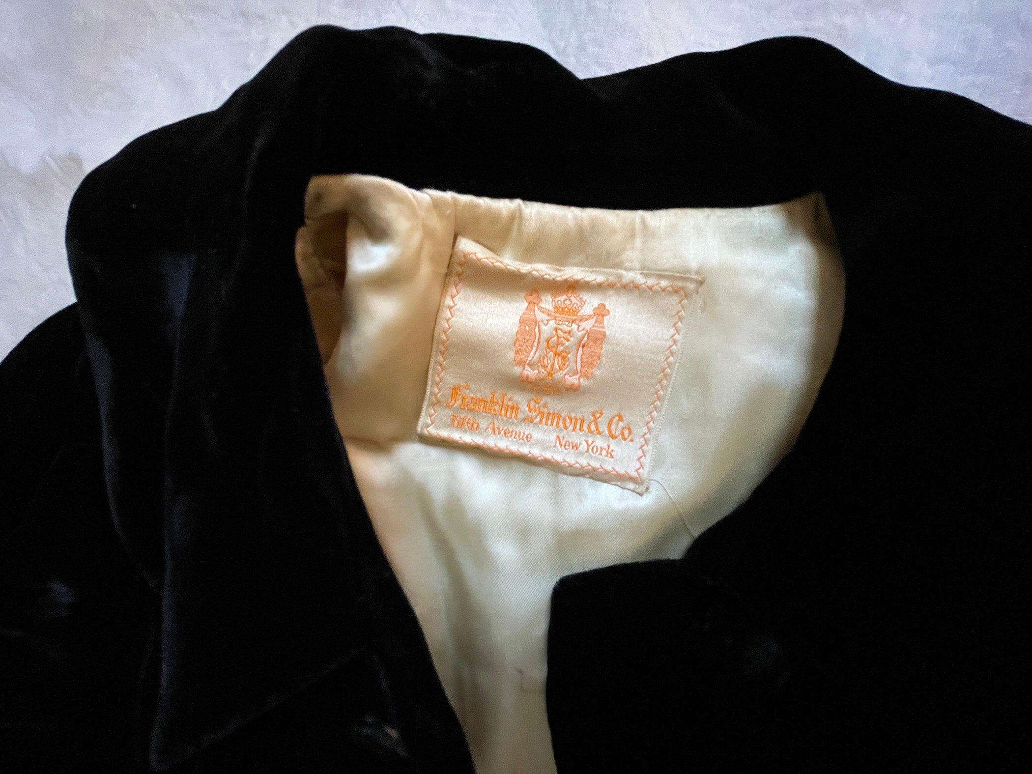 https://i.etsystatic.com/18371887/r/il/cffe95/5477128432/il_fullxfull.5477128432_dhcm.jpg