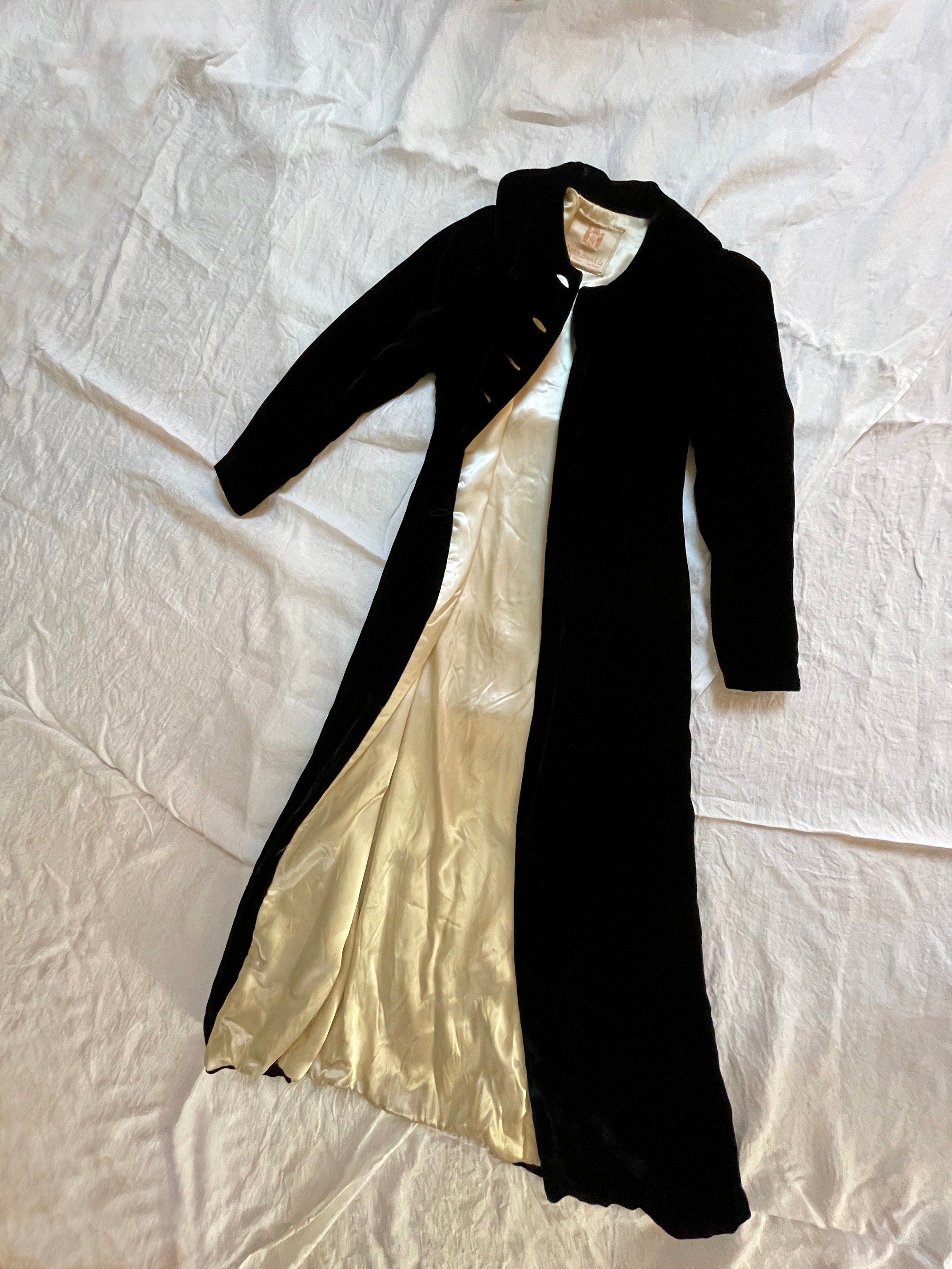 https://i.etsystatic.com/18371887/r/il/60f188/5477129336/il_fullxfull.5477129336_hnv2.jpg