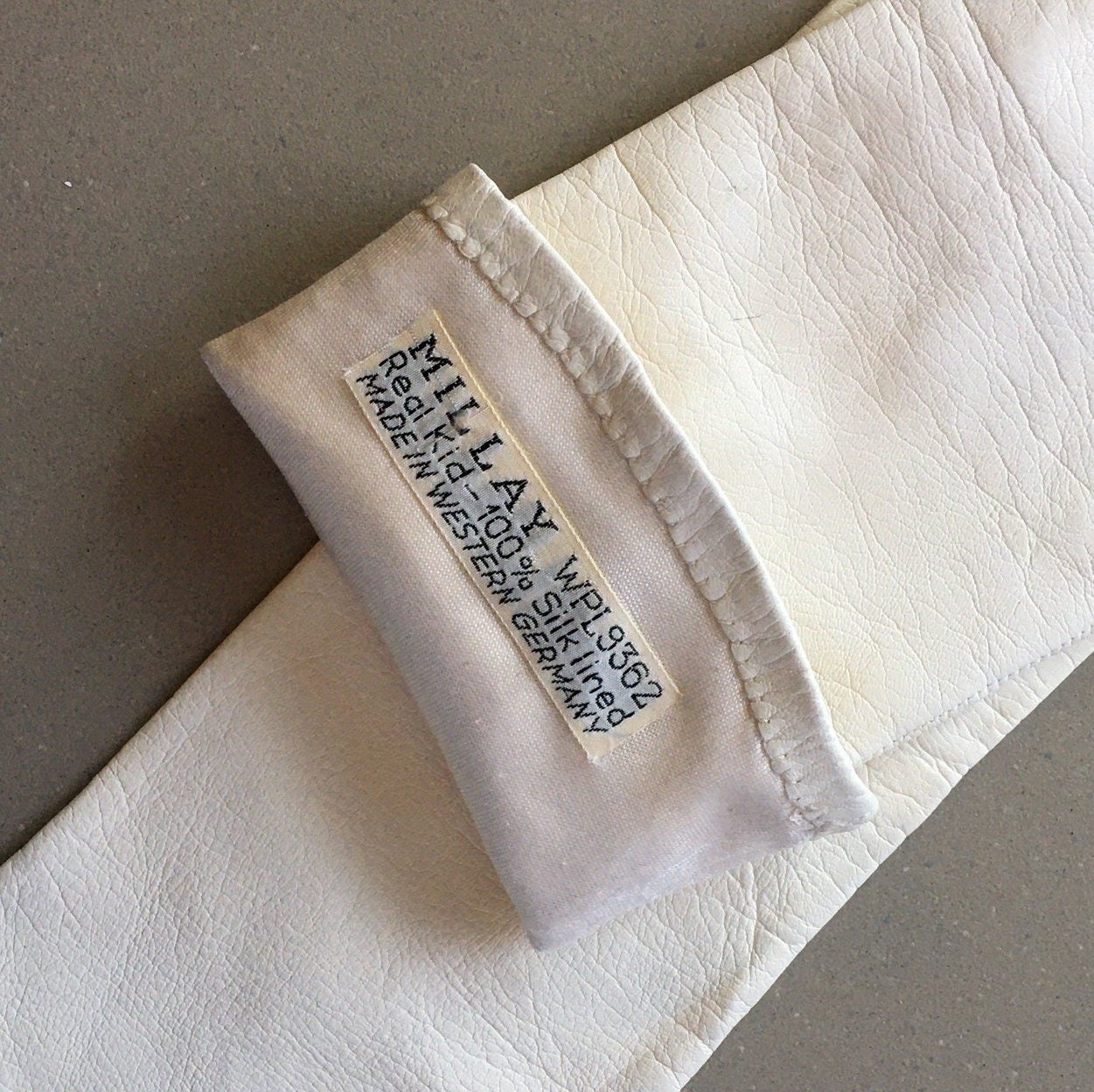 https://i.etsystatic.com/18371887/r/il/956967/4272330947/il_fullxfull.4272330947_dnvn.jpg