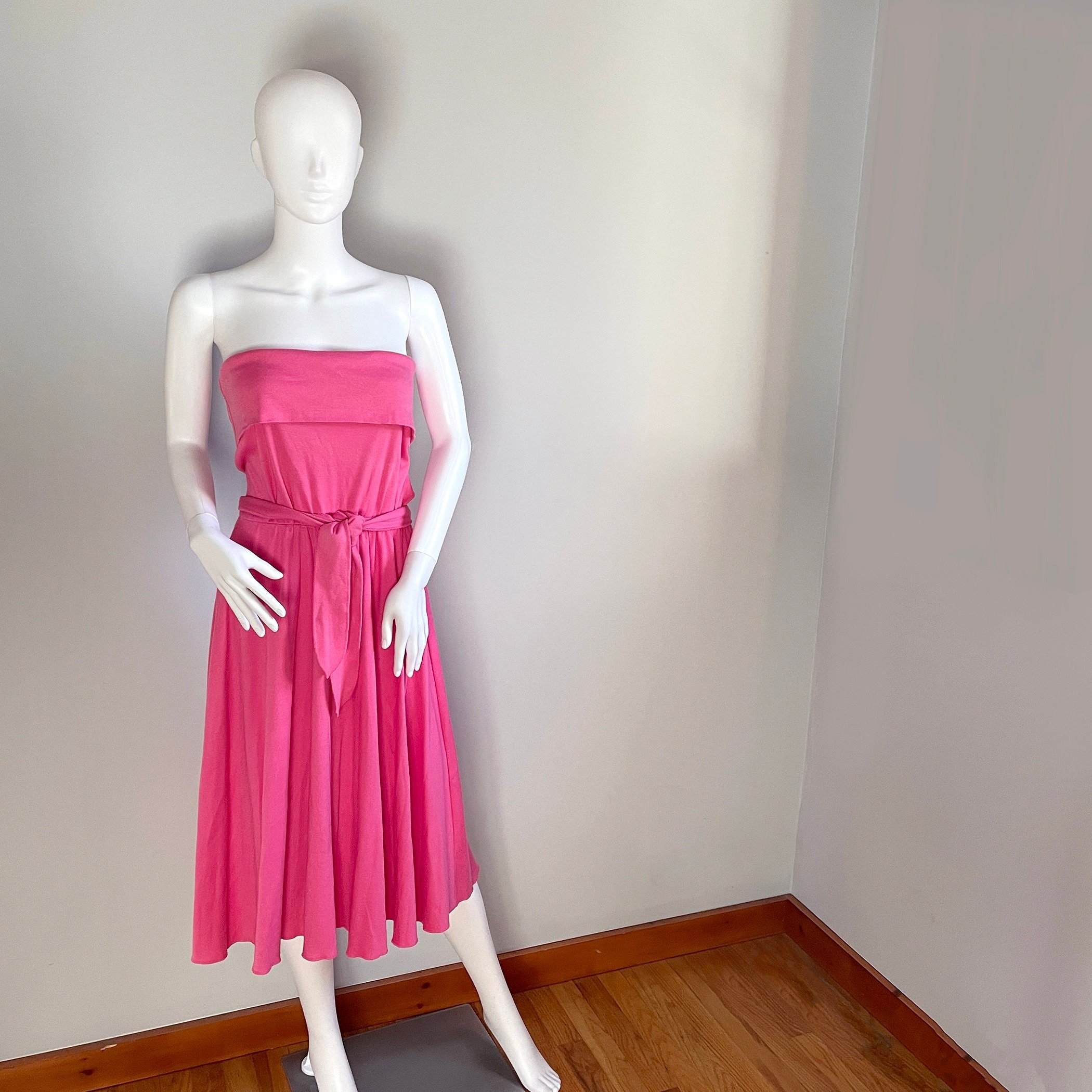 https://i.etsystatic.com/18371887/r/il/e72c87/5700276286/il_fullxfull.5700276286_n2sn.jpg
