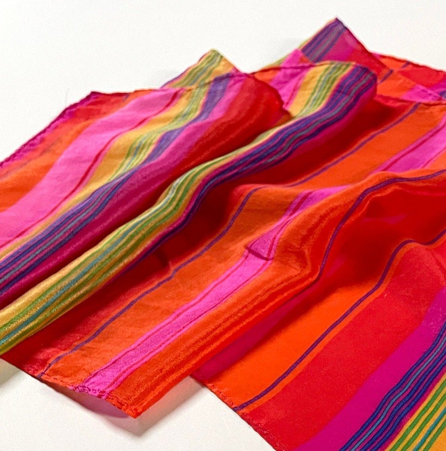 https://i.etsystatic.com/18371887/r/il/ba5735/5997720986/il_fullxfull.5997720986_g38r.jpg