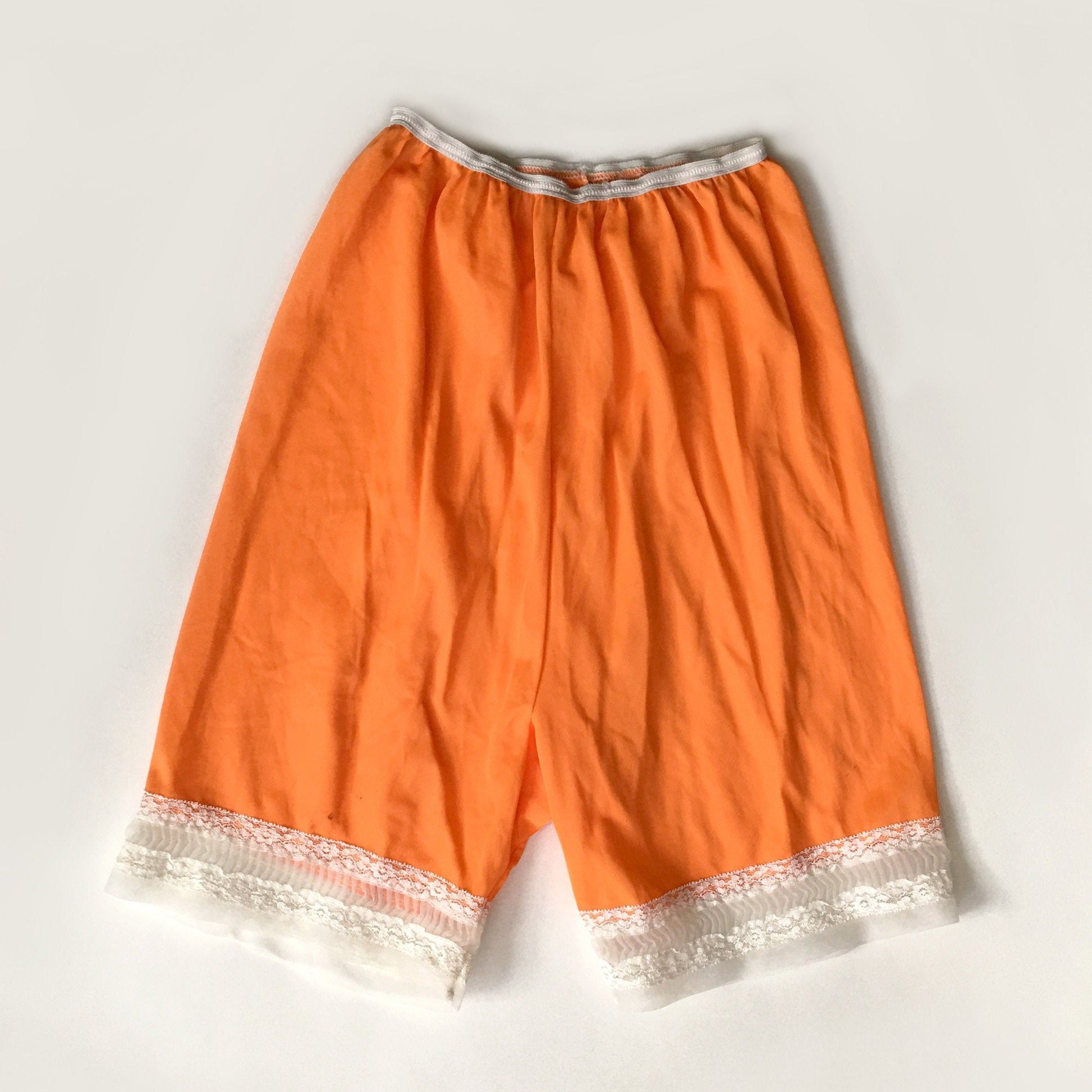 https://i.etsystatic.com/18371887/r/il/e99538/2256654948/il_fullxfull.2256654948_4z8y.jpg