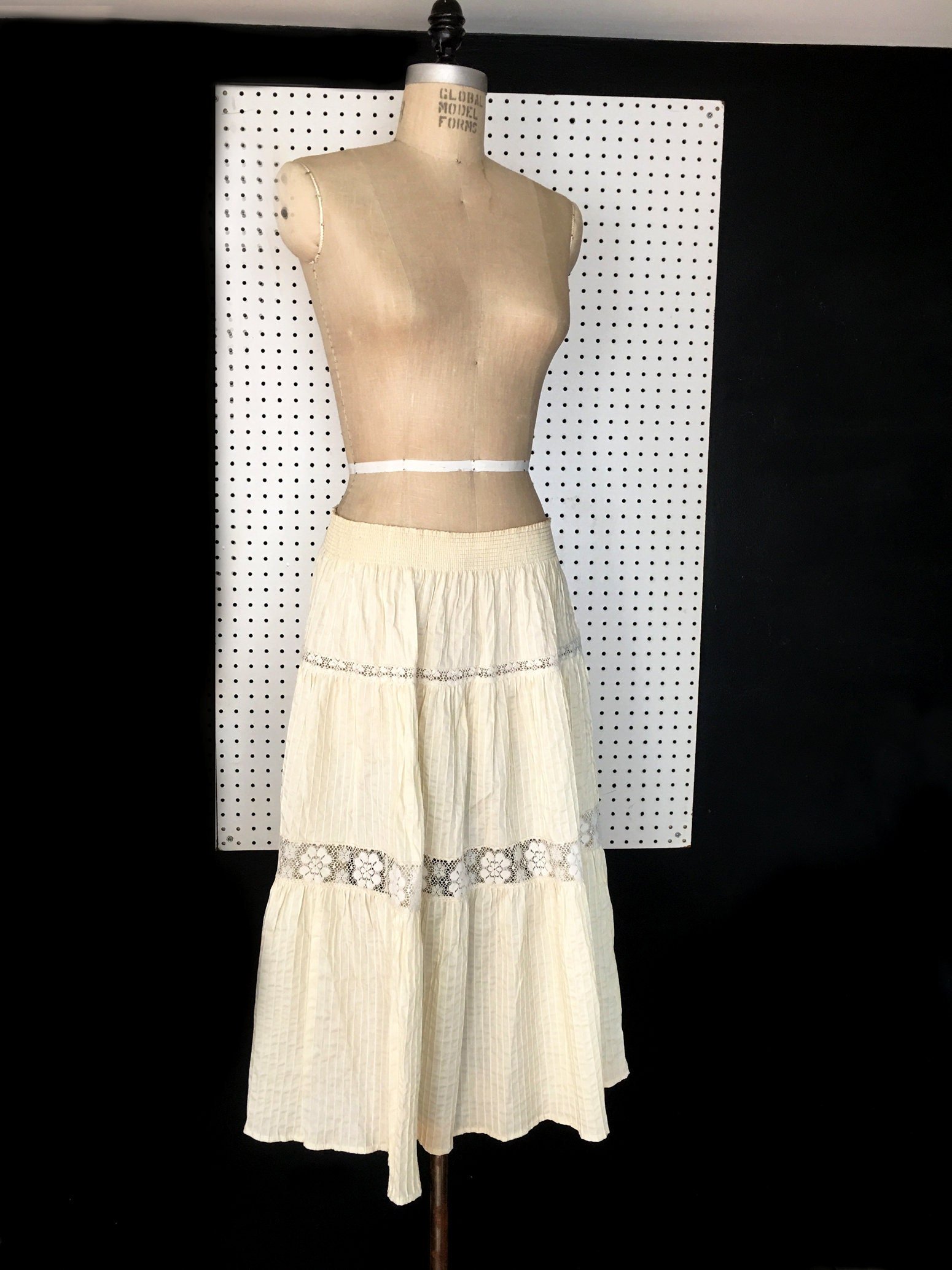 https://i.etsystatic.com/18371887/r/il/4745ee/1933876999/il_fullxfull.1933876999_4cnc.jpg