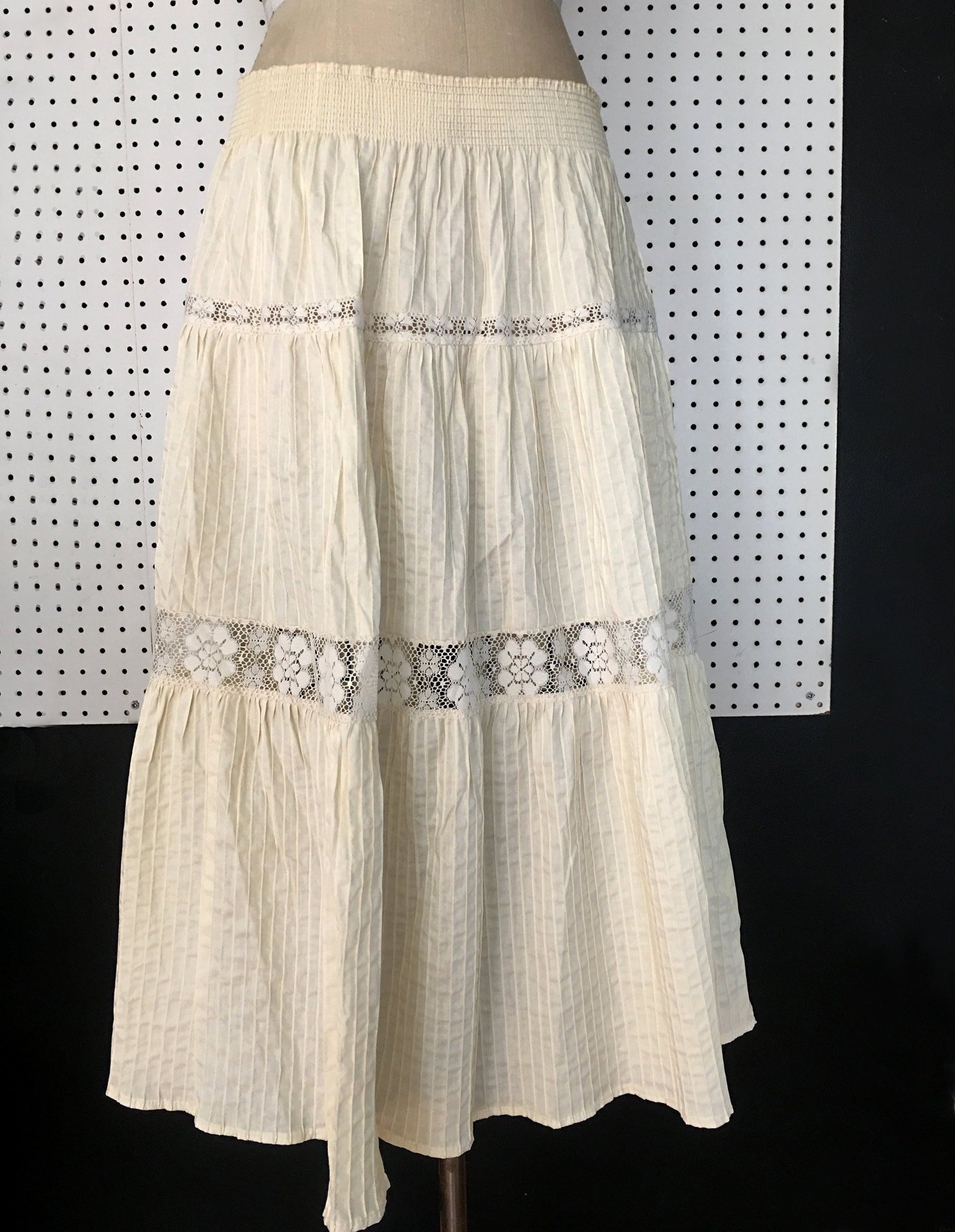 https://i.etsystatic.com/18371887/r/il/30e67b/1886349896/il_fullxfull.1886349896_kjup.jpg