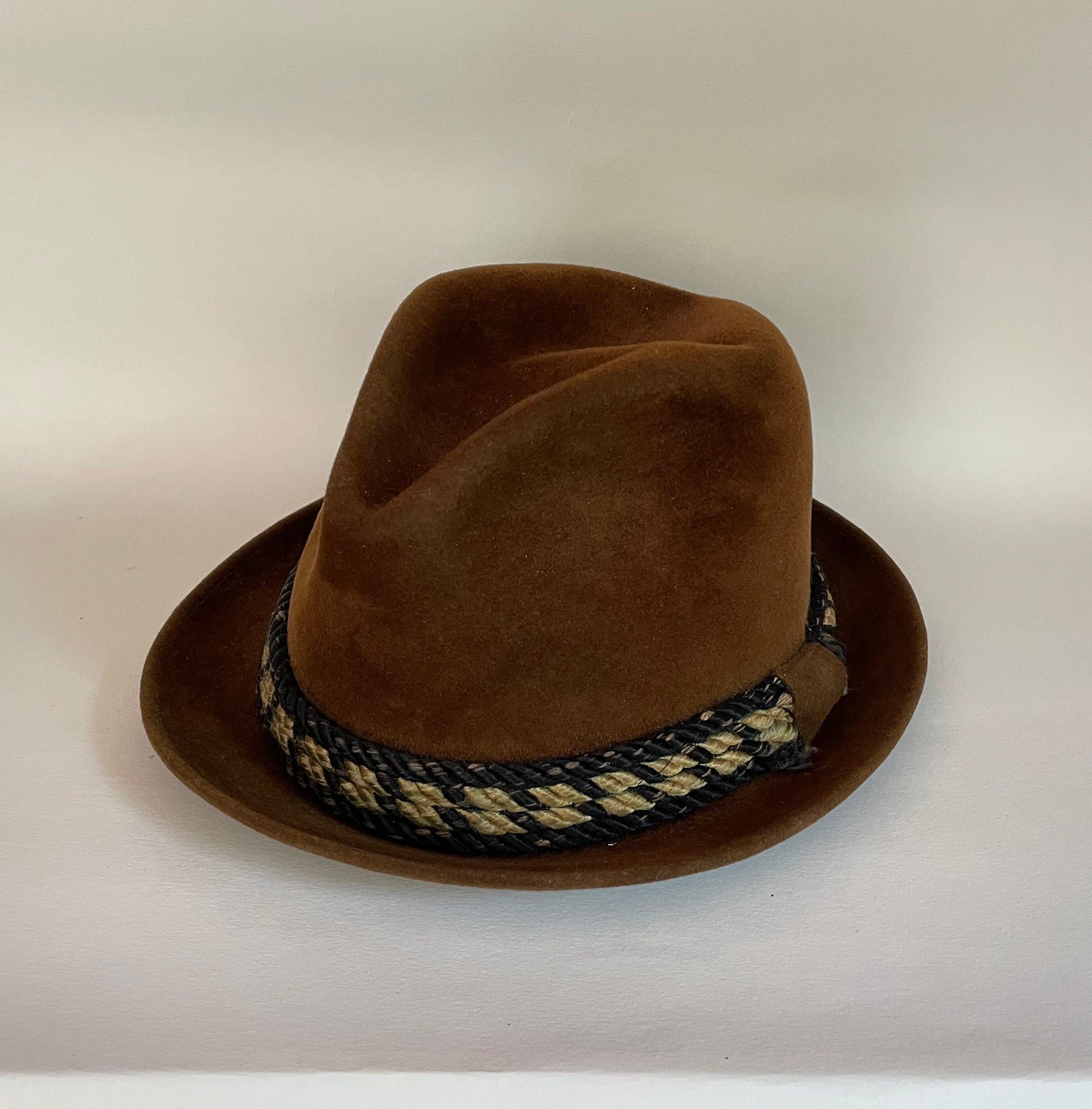 https://i.etsystatic.com/18371887/r/il/d271c5/5006450049/il_fullxfull.5006450049_qpwo.jpg
