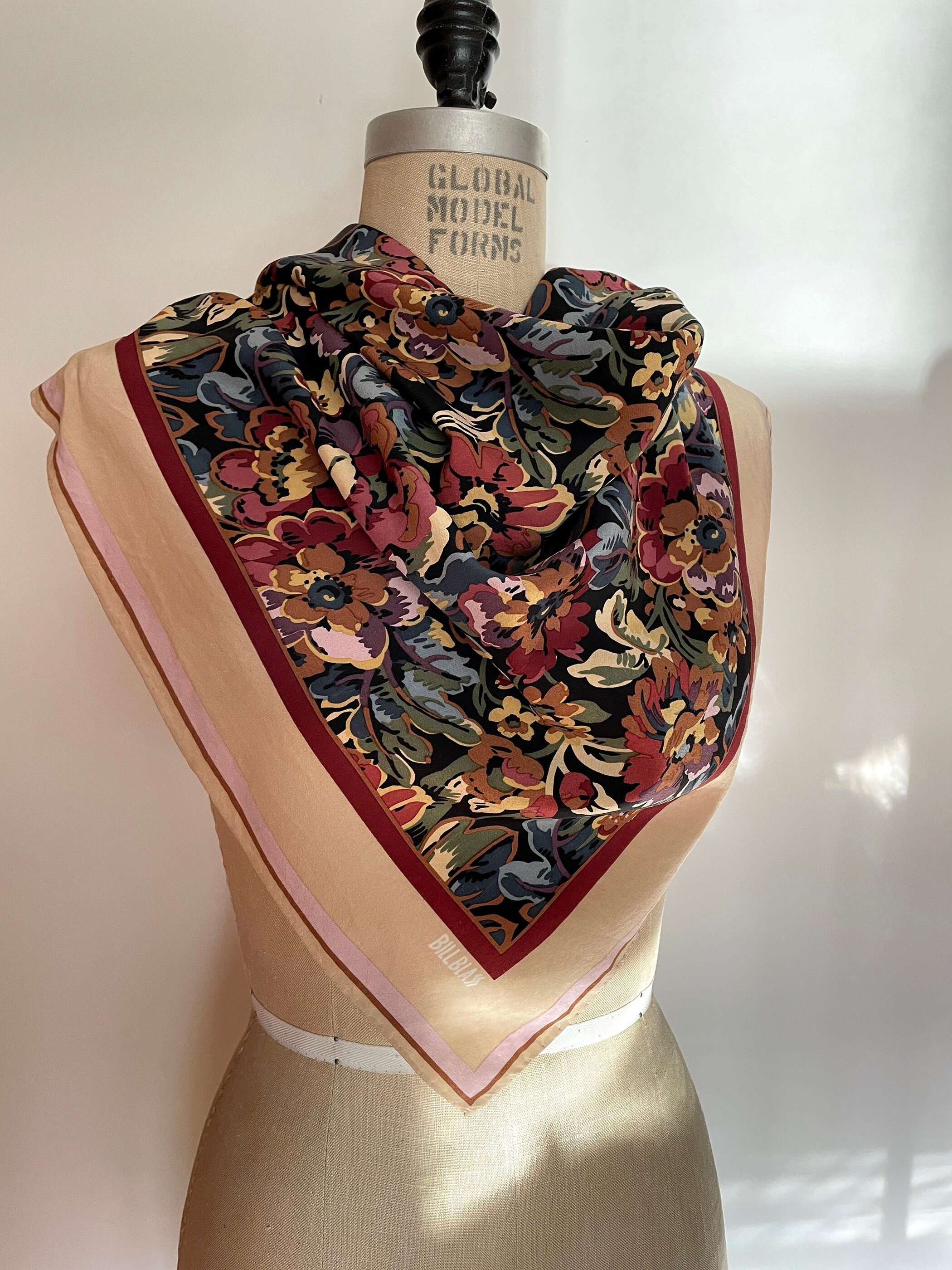 https://i.etsystatic.com/18371887/r/il/da2472/6108241549/il_fullxfull.6108241549_afkg.jpg