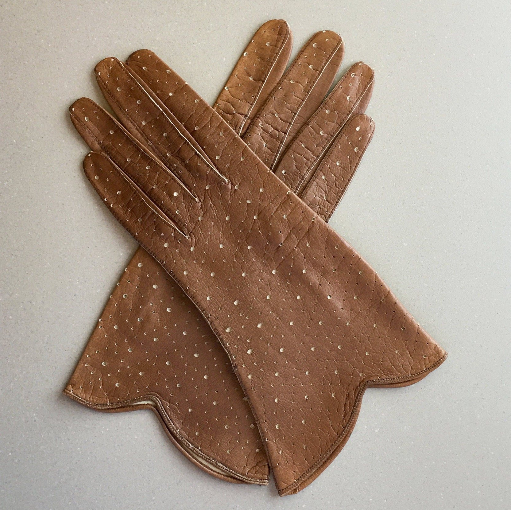 https://i.etsystatic.com/18371887/r/il/77ca5b/4221608866/il_fullxfull.4221608866_nilc.jpg
