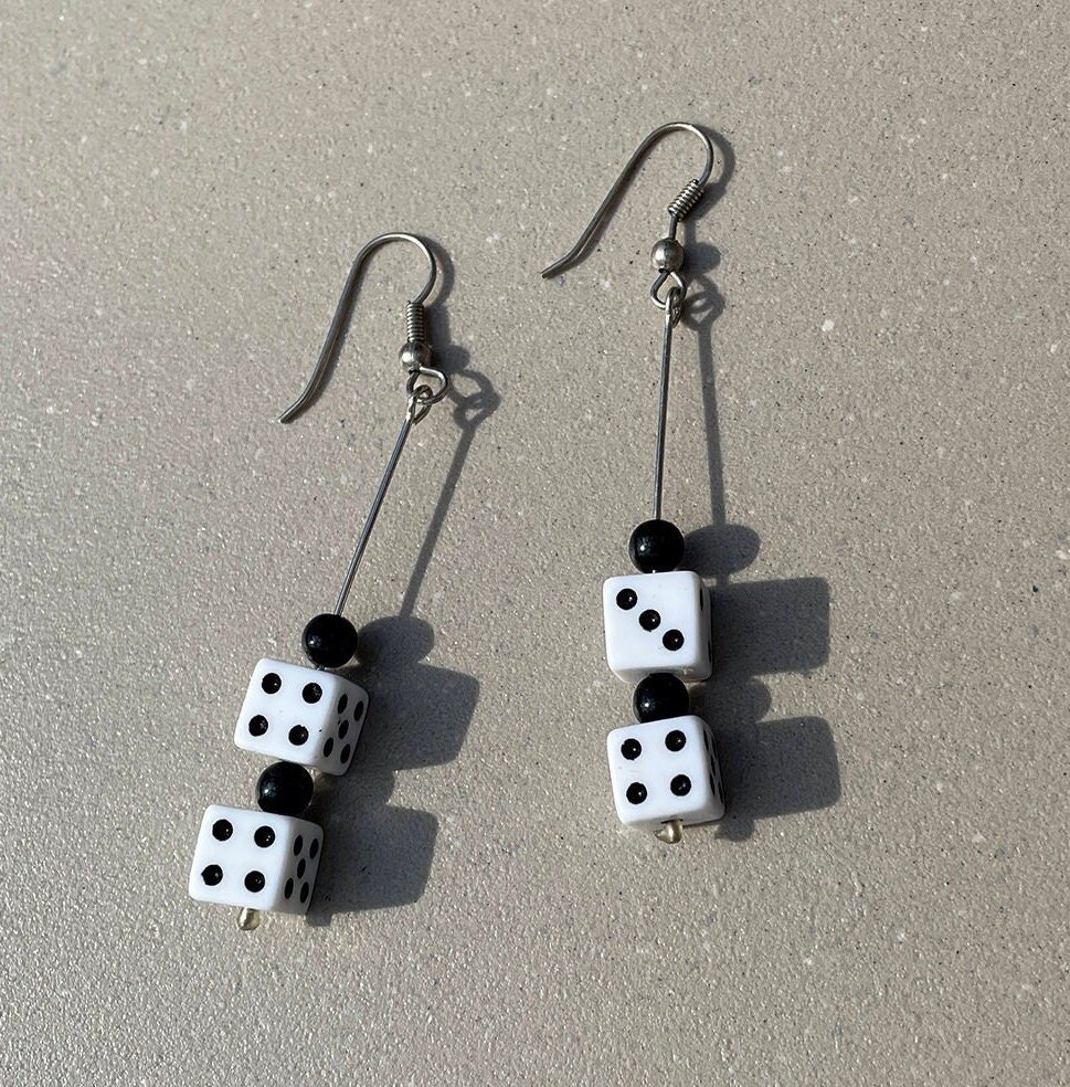 https://i.etsystatic.com/18371887/r/il/768494/5954800430/il_fullxfull.5954800430_es70.jpg