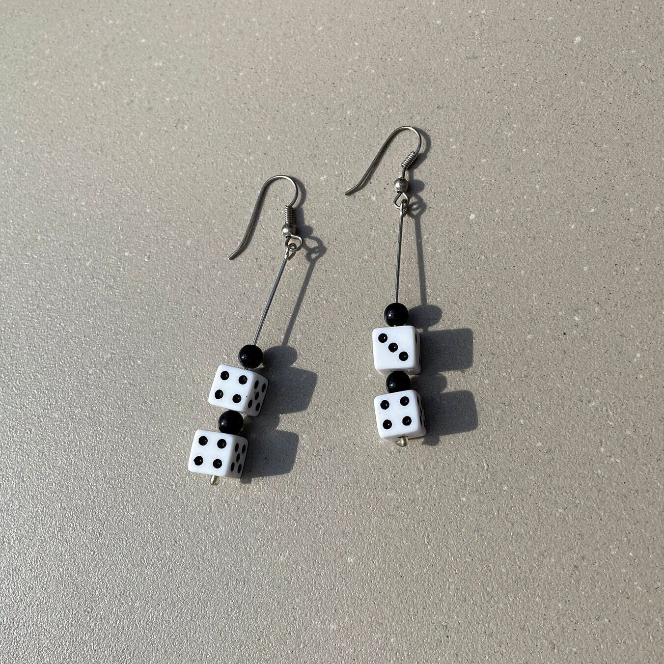 https://i.etsystatic.com/18371887/r/il/ddbcd3/6002866135/il_fullxfull.6002866135_rjdc.jpg