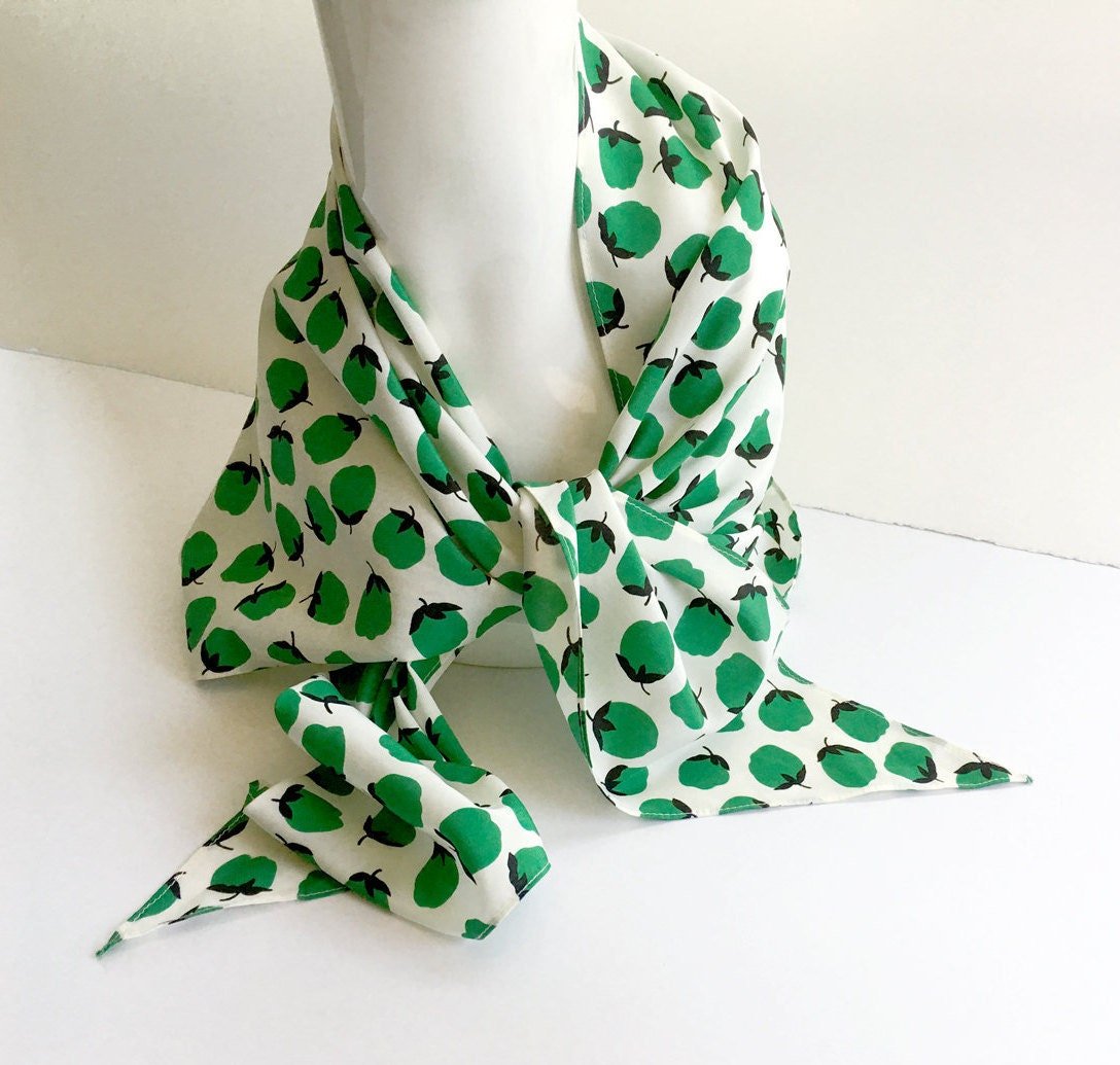 https://i.etsystatic.com/18371887/r/il/ee8318/1653356477/il_fullxfull.1653356477_3t7l.jpg