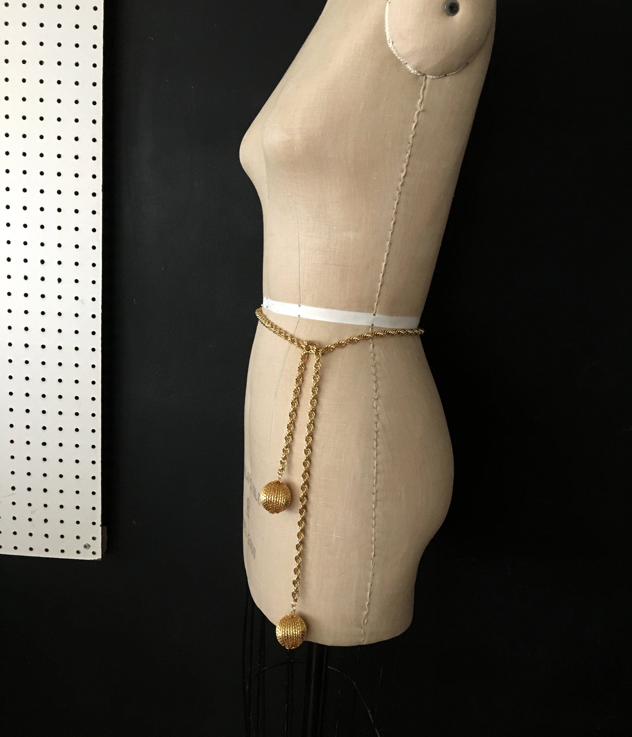https://i.etsystatic.com/18371887/r/il/1e5925/2039157749/il_fullxfull.2039157749_52gs.jpg