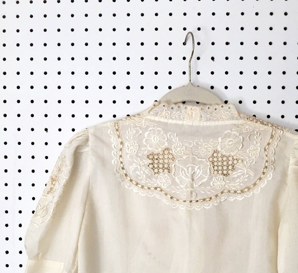 https://i.etsystatic.com/18371887/r/il/195969/1640646080/il_fullxfull.1640646080_6zah.jpg