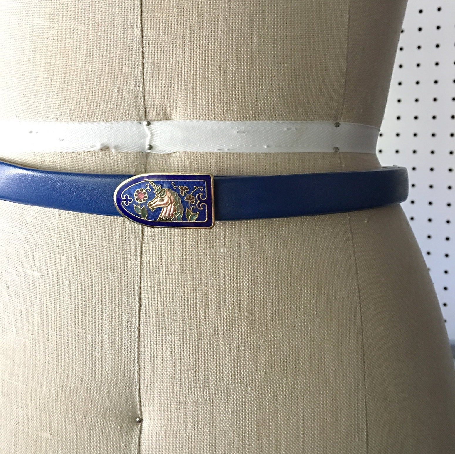 https://i.etsystatic.com/18371887/r/il/4983f9/1656305668/il_fullxfull.1656305668_klri.jpg