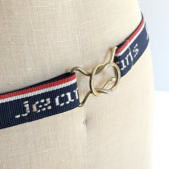 https://i.etsystatic.com/18371887/r/il/8d90b5/1659673687/il_fullxfull.1659673687_cgwj.jpg