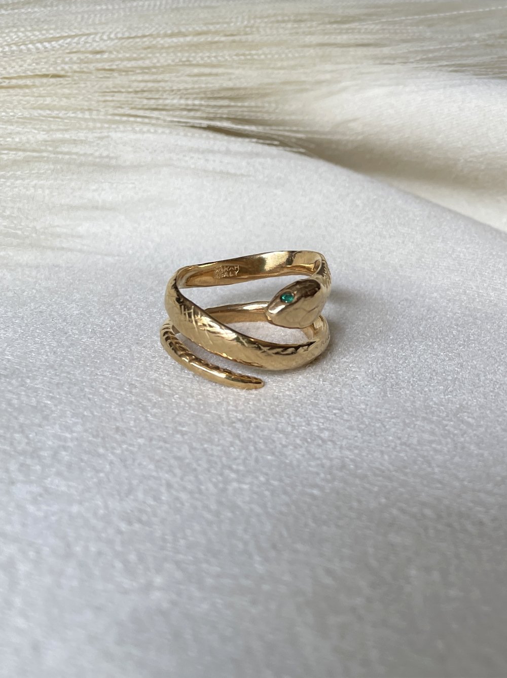 serpent-coil-emerald-eyes-ring.jpg