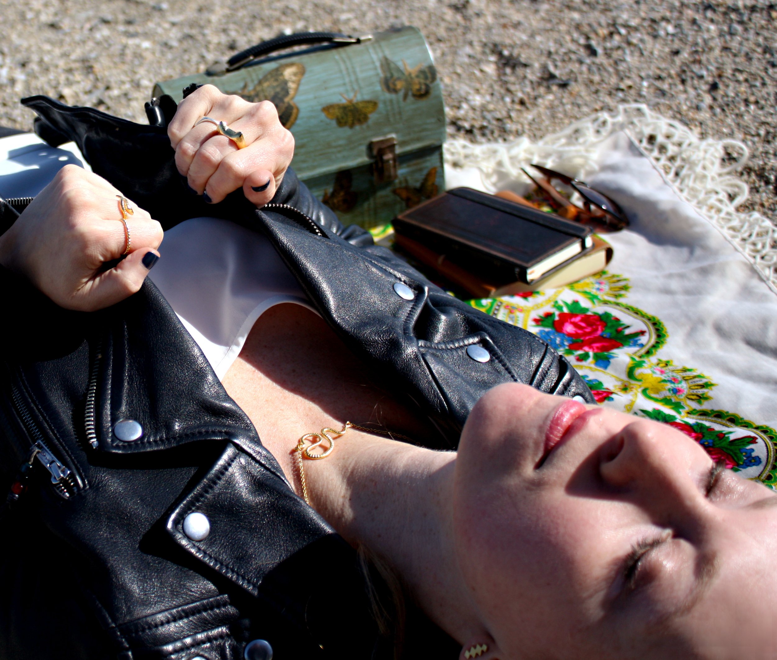 IMG_0871_LAYING SERPENTINE.jpg