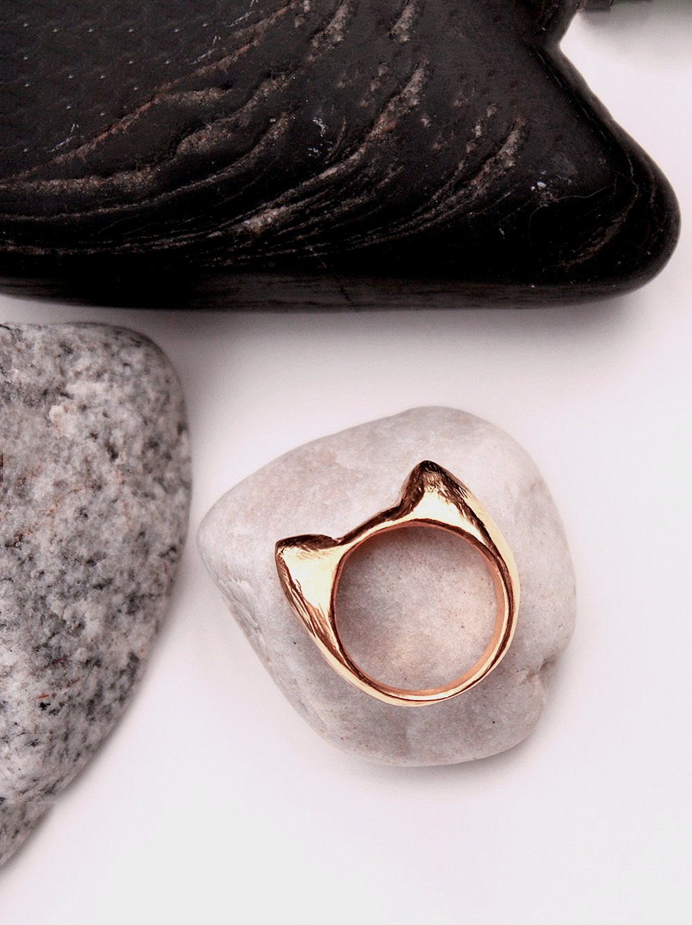 rose-gold-pink-cat-ring.jpg