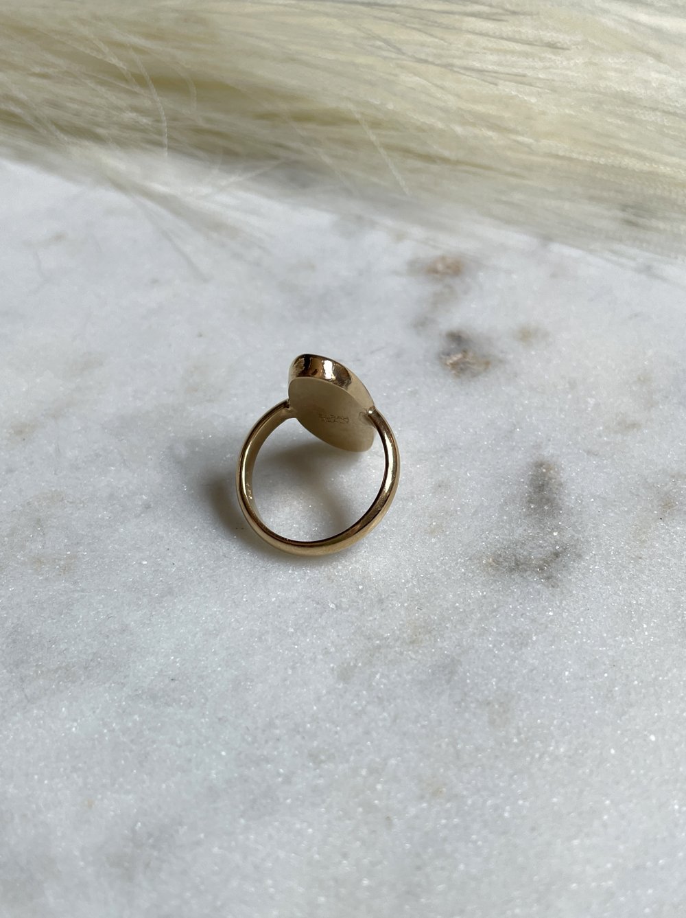 gold-cabochon-oval-green-ring.jpg