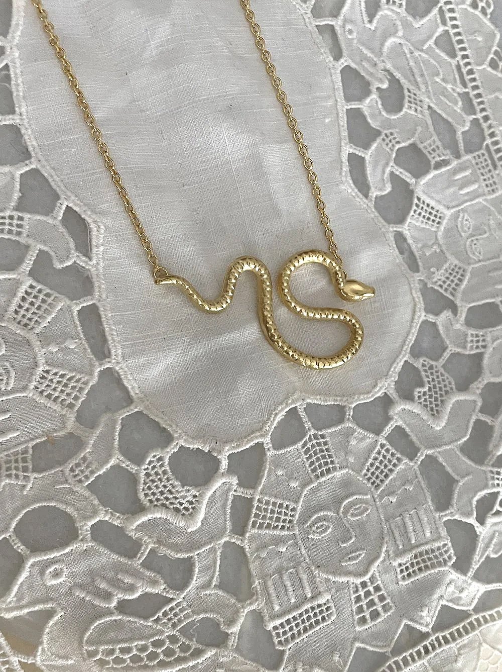 handmade-gold-serpent-necklace.jpg
