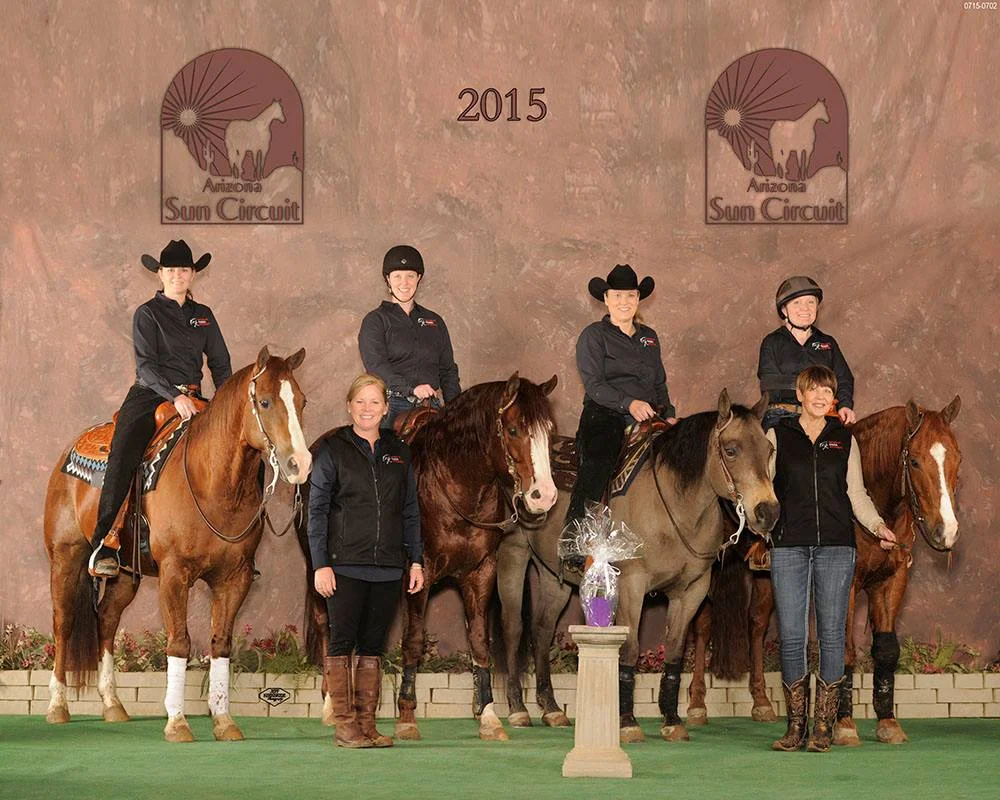 Briana Bartlett of Lincoln, Nebraska and Chromed Tejon; Erin Alberta of Seattle, Washington riding Berry Shiney; Catherine Sherwood of Seattle, Washington riding Hollywood Aces; and Lara Oles of Heber City, Utah riding Smart N Shiney. Standing: Lisa Coulter and Kathleen Beck Tischler.