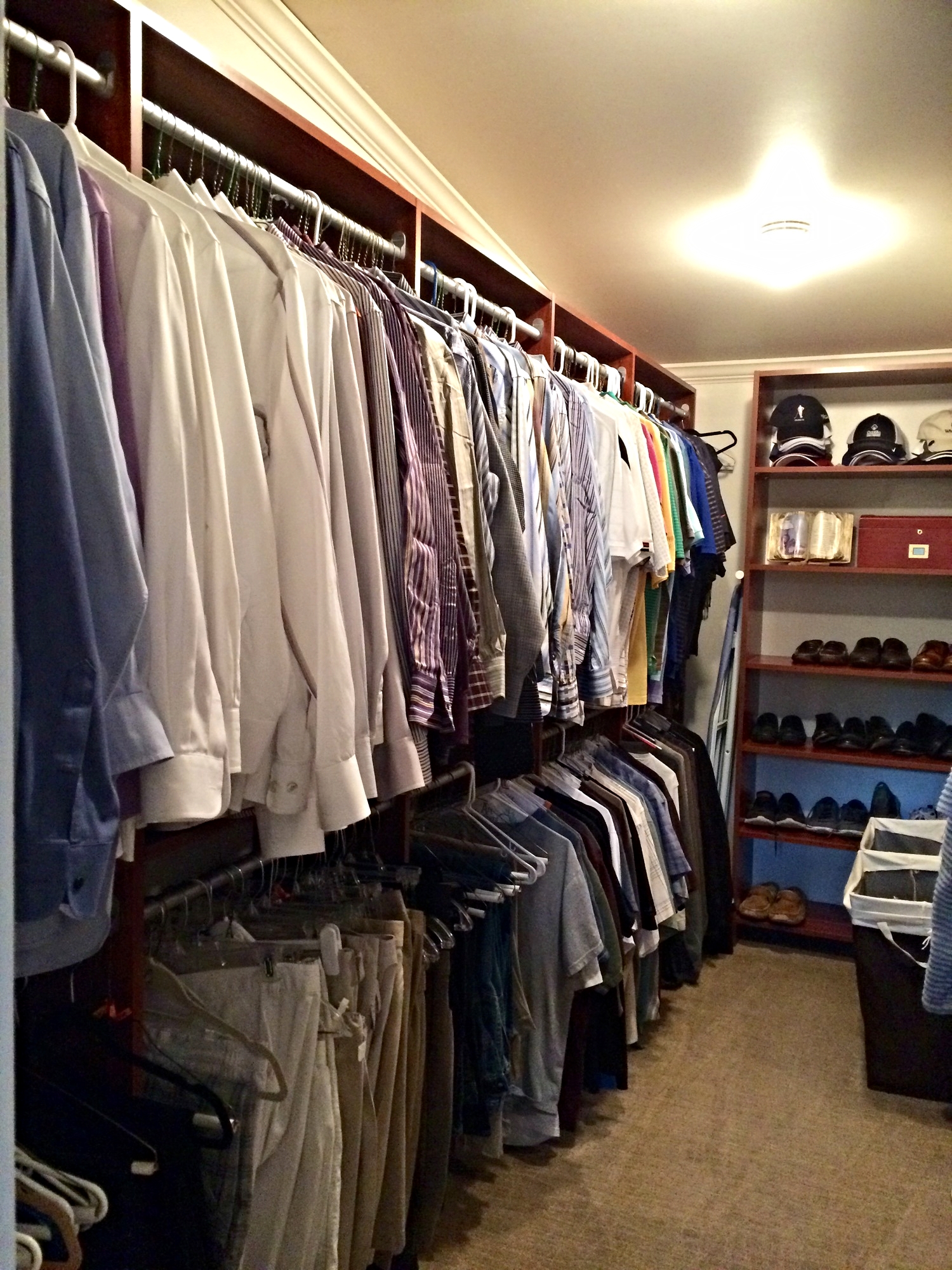 Closet 1.jpg