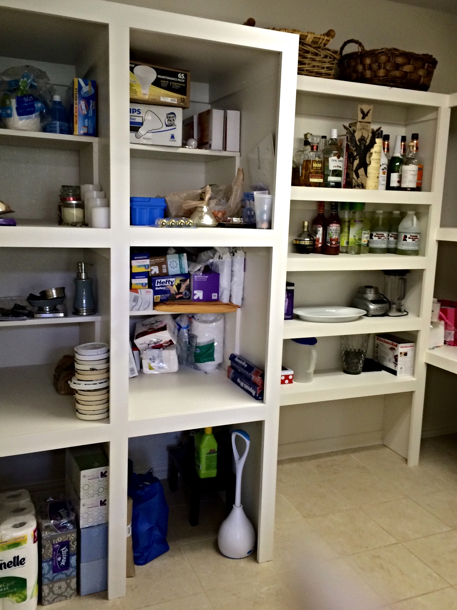 Pantry 2.jpg