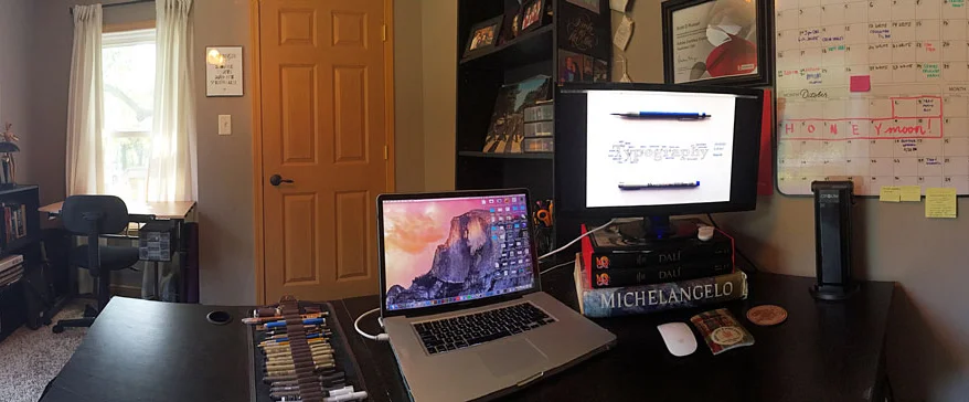 Scotty Russell 's home office setup