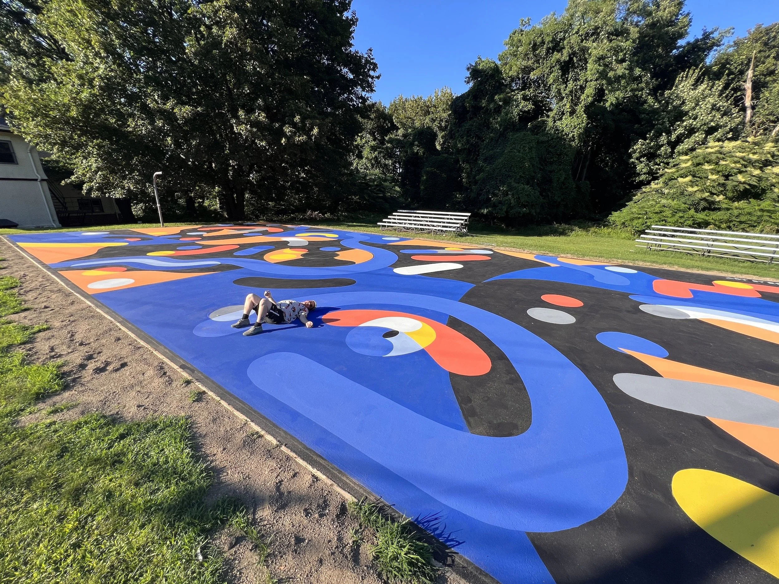 Efdot-knicks-court.jpg
