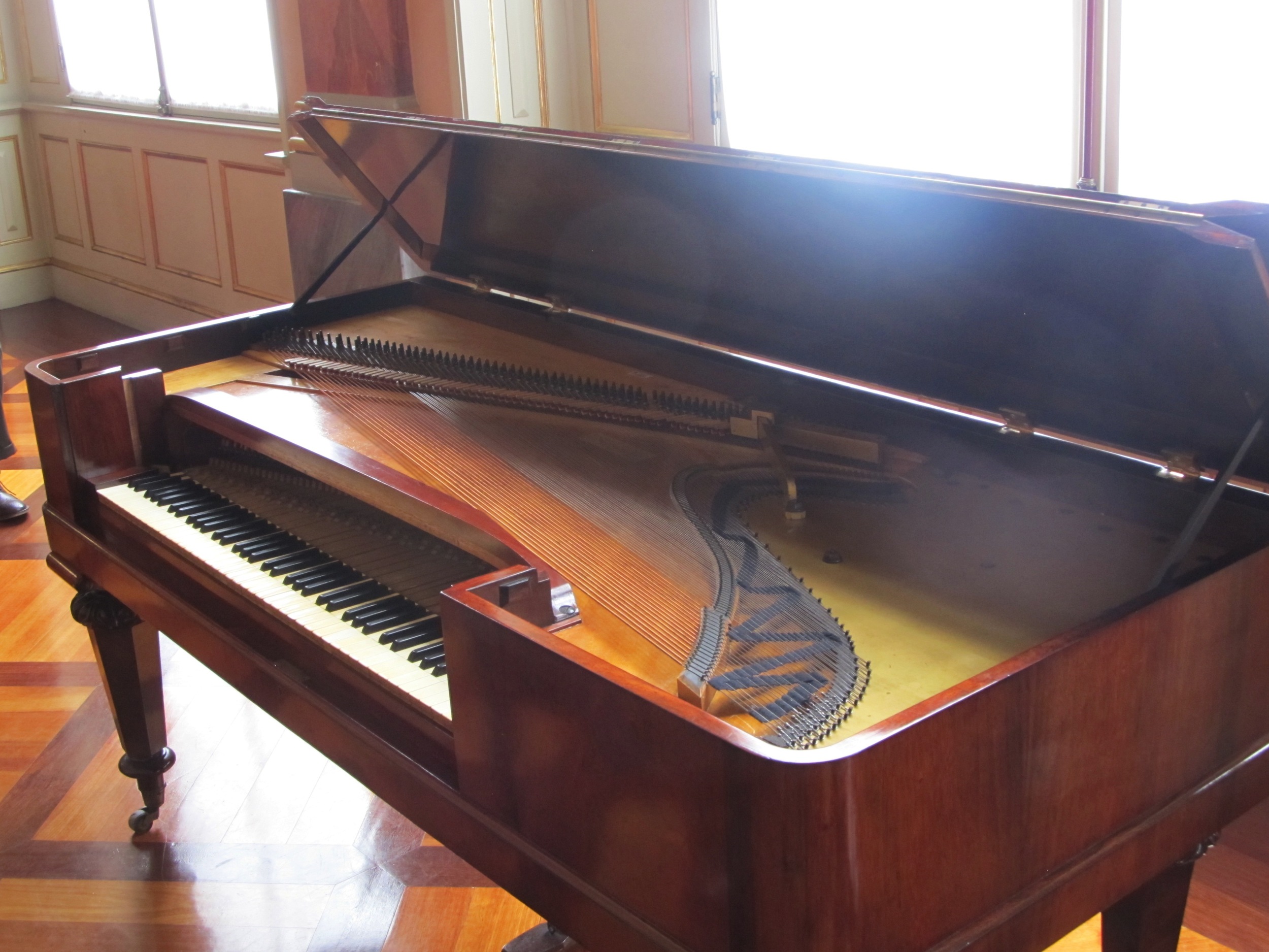 Fortepiano in Teatro Colón, Bogotá