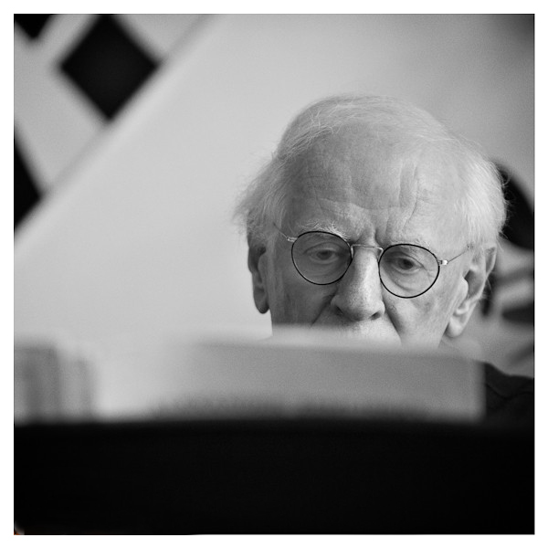 Pianist and pedagogueTon Harsuiker (1933-2015). Photograph: Hans Bakker (NL).