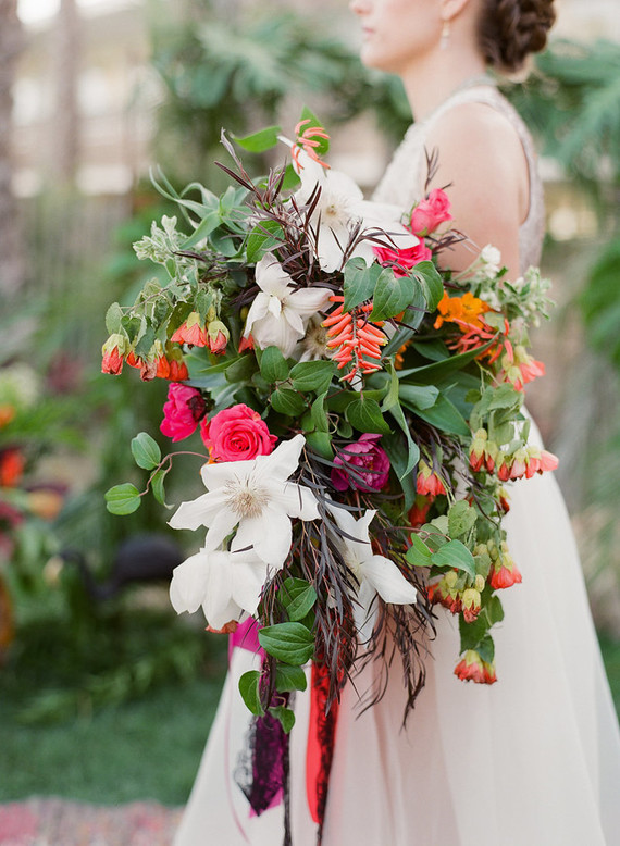 100 Layer Cake: Edgy Tropical Wedding Inspiration