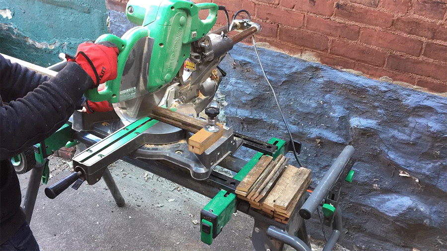 chopping down lath.gif