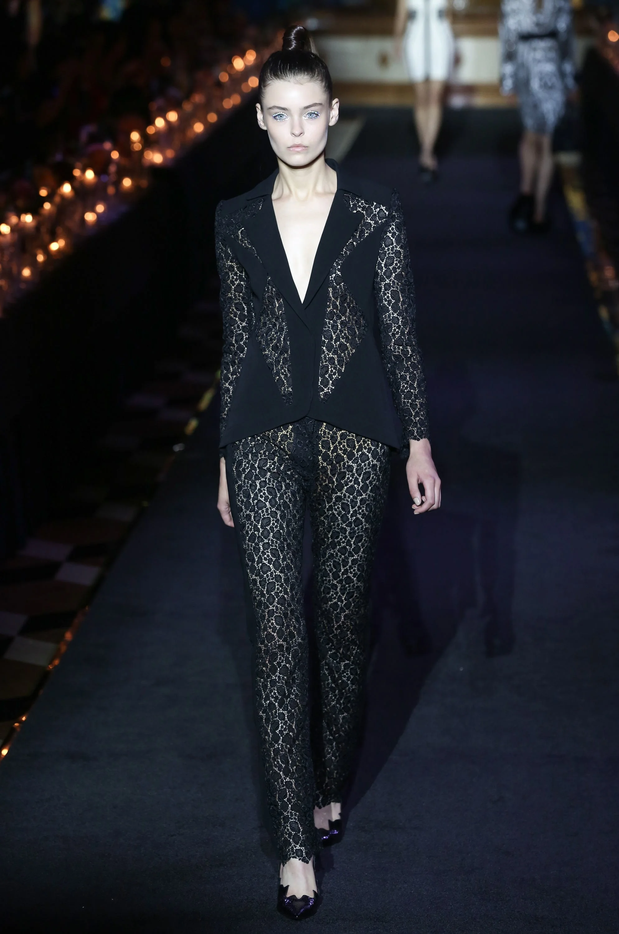 22-la-perla-spring-2018.jpg