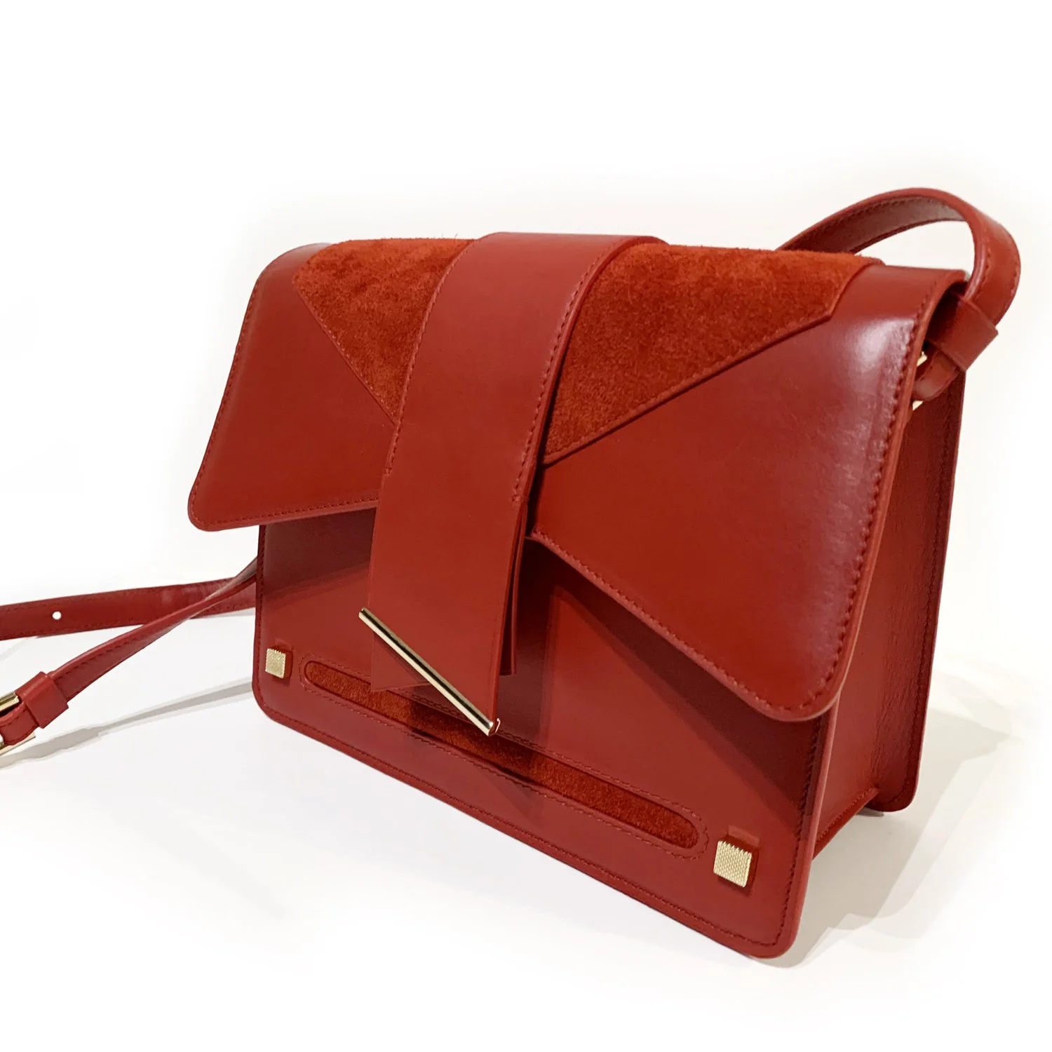 katherine_riardant-JOIA BAG-red-angeled-2.jpg