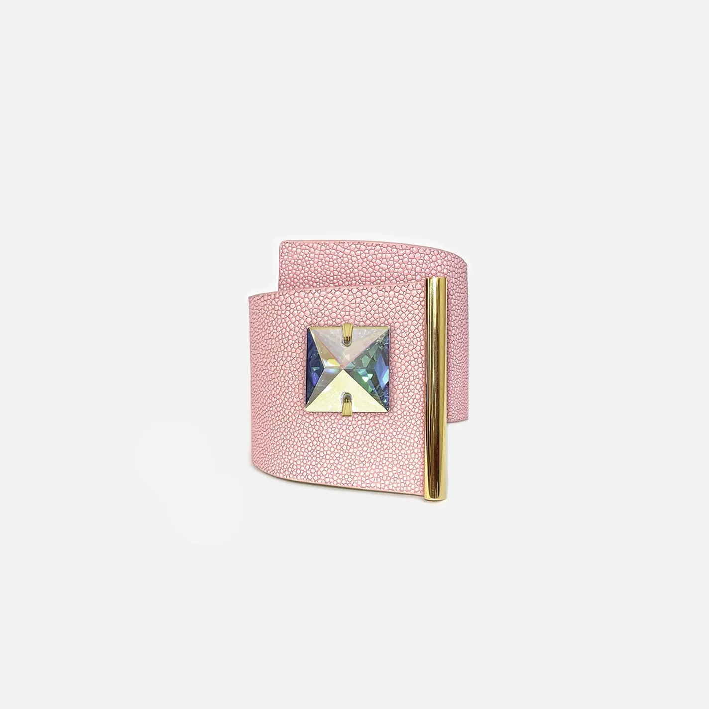 VERSA CUFF BRACELET - LIGHT PINK