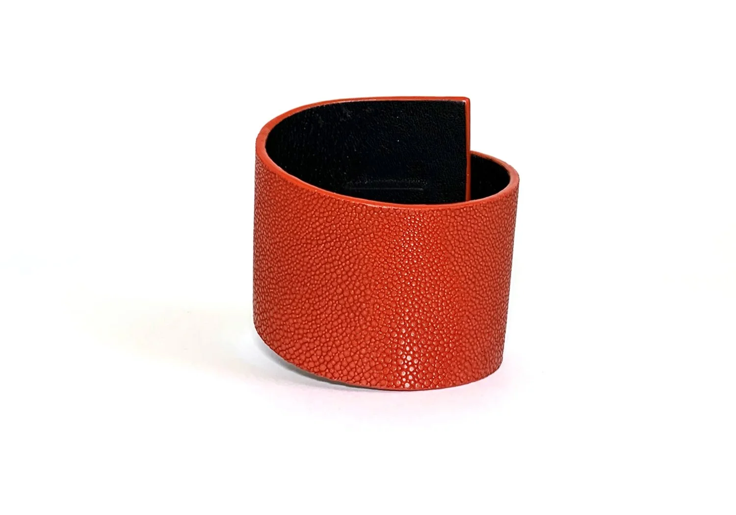 katherine riardant-Versa cuff-red-back-1500x1050-web-ok.jpg