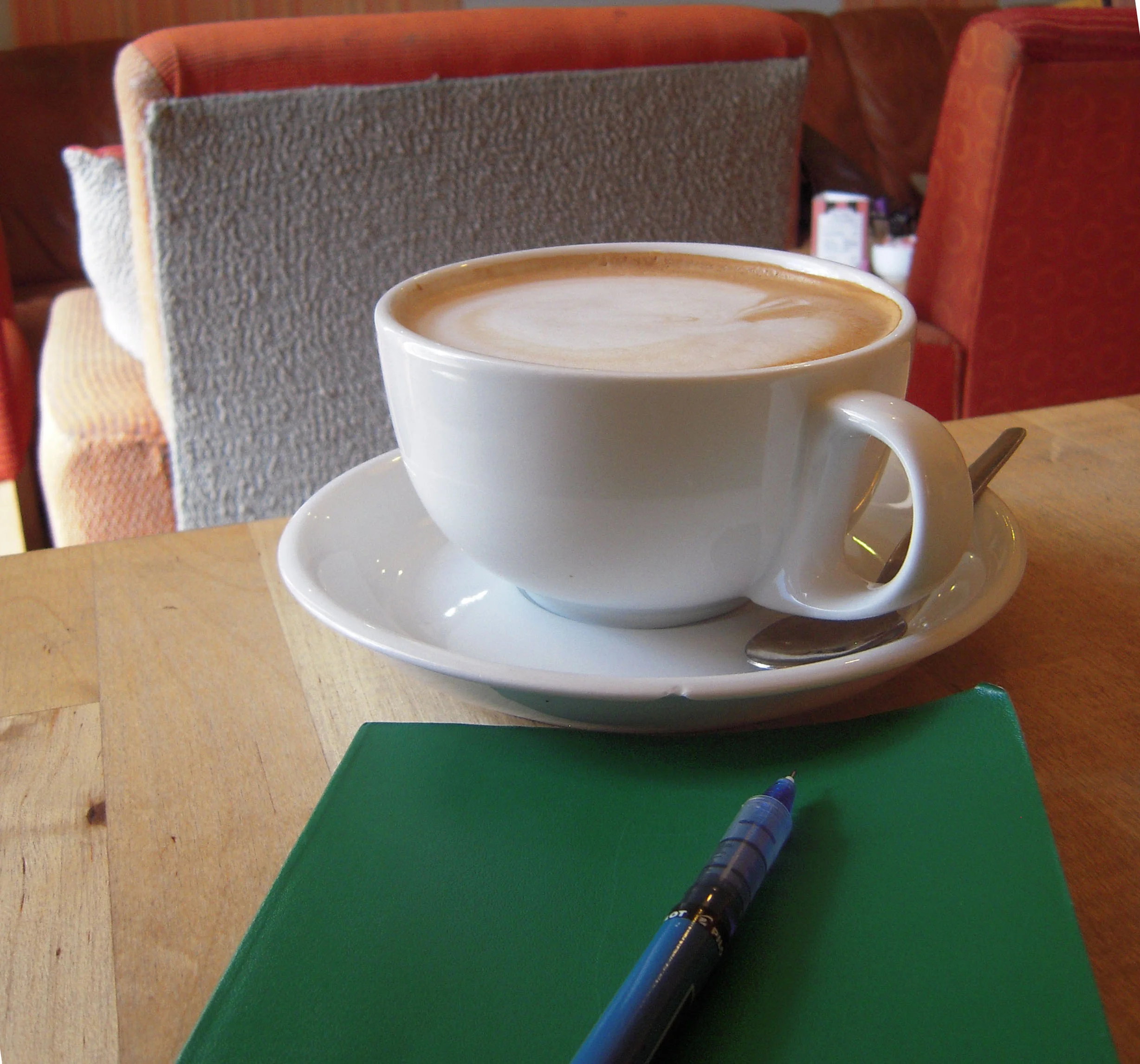 Journaling & lattes are two of my favorite things!