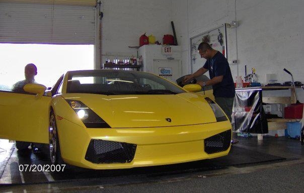 lambo tint.jpg