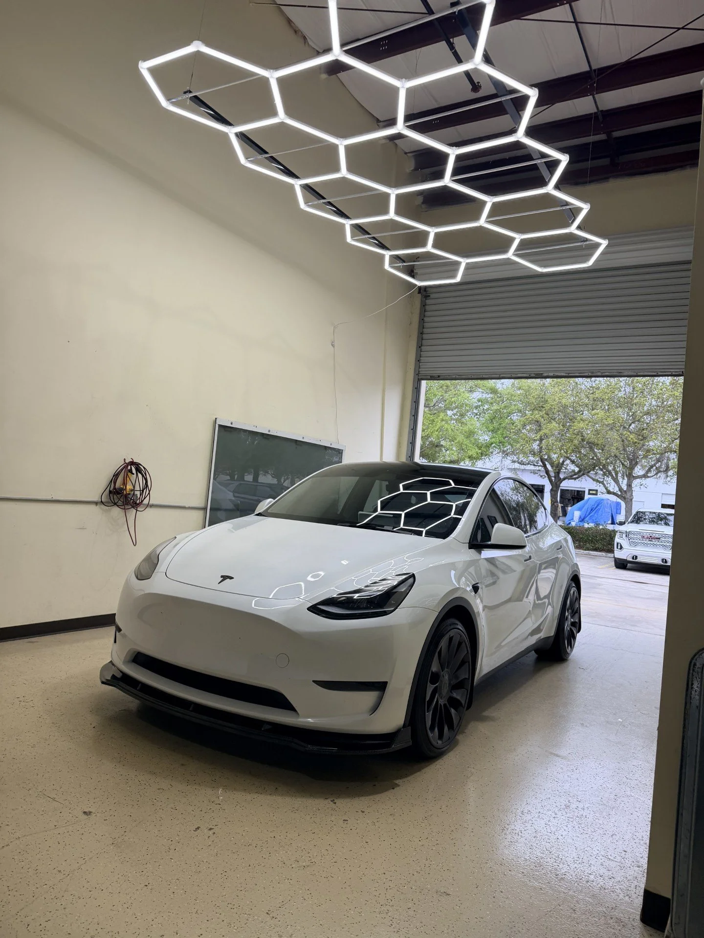 Tesla Model Y.jfif