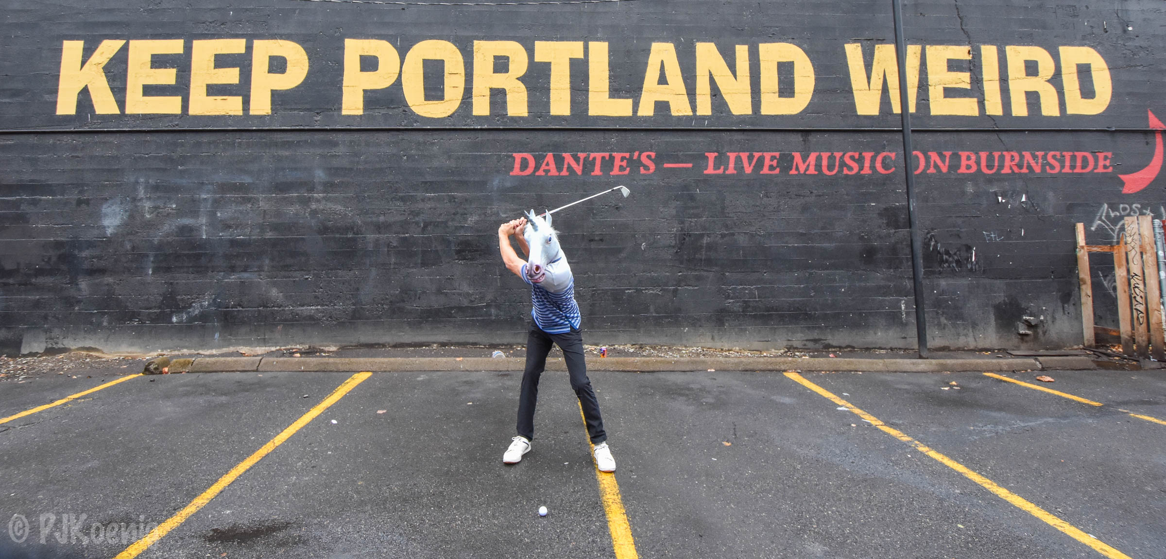 First things first: Golf Unicorn played the short parking lot par 3 at Dante's.