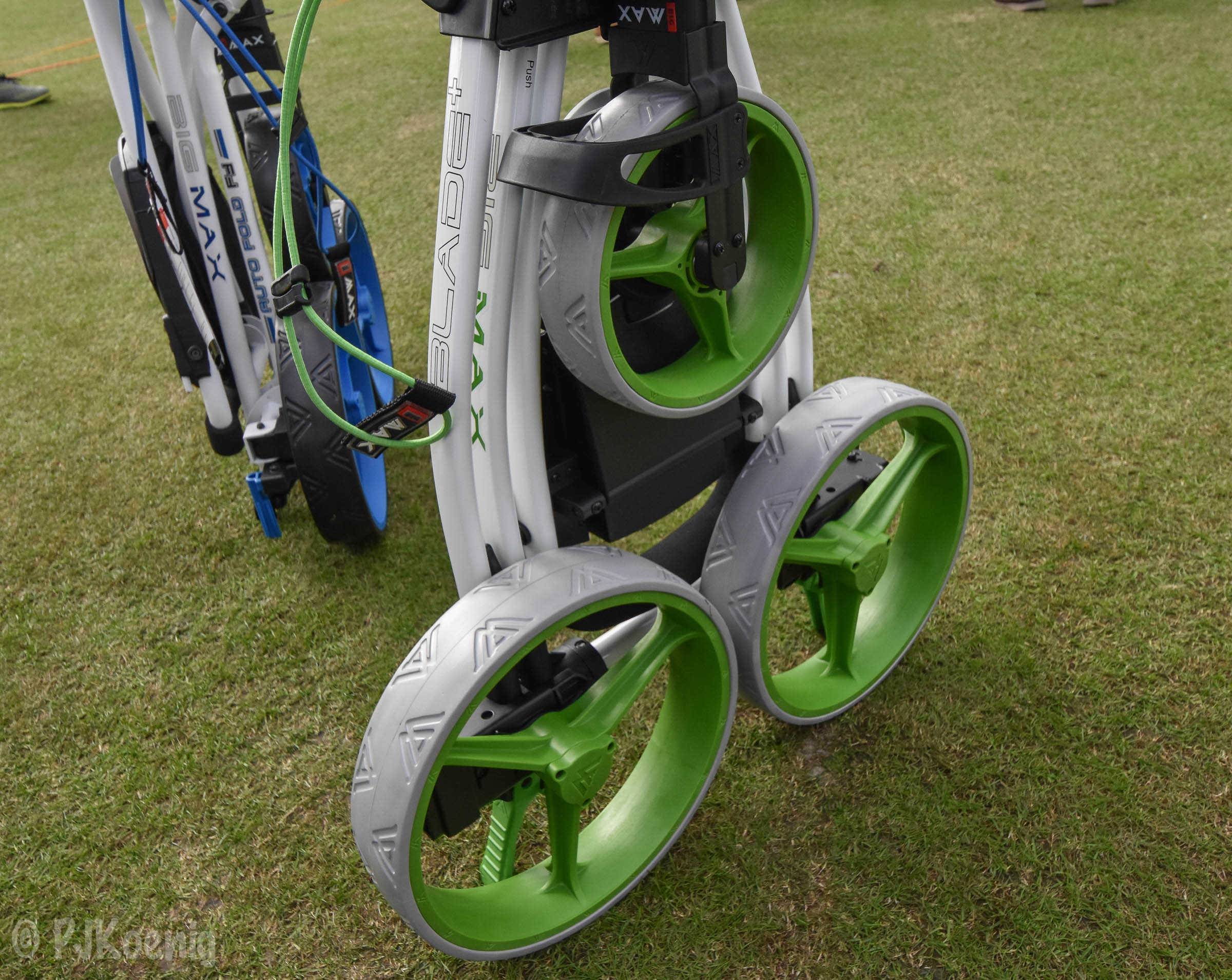 The Big Max Trolleys fold up so nicely that you can almost put them in your back pocket. The Blade!!