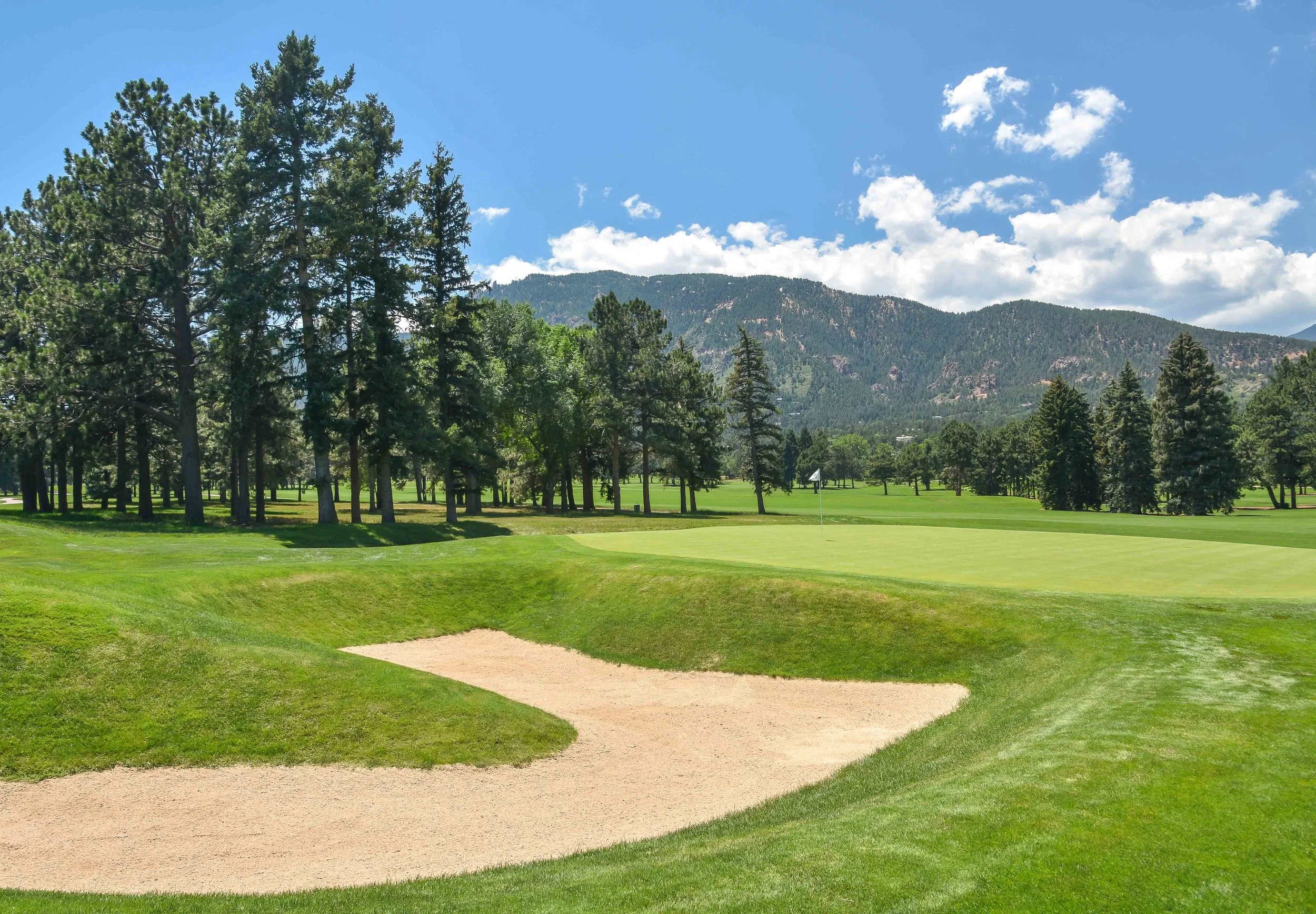 The Broadmoor1-32.jpg
