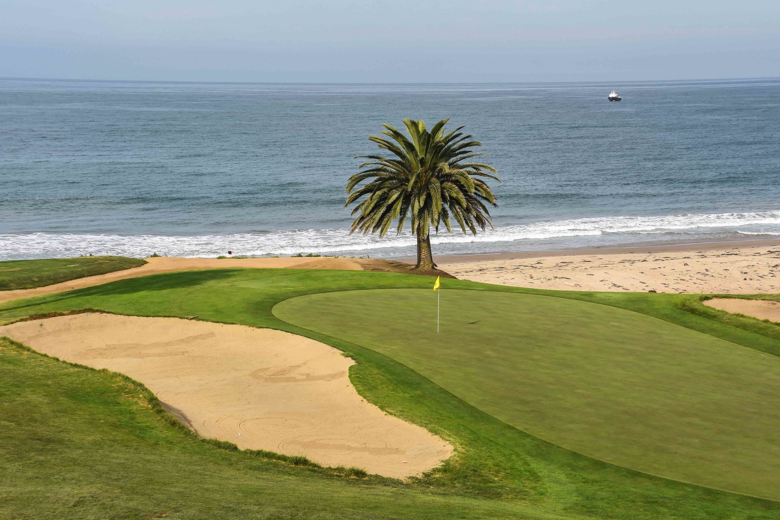The par 3 11th at Sandpiper sits right on the beach. View the rest of my photos here.